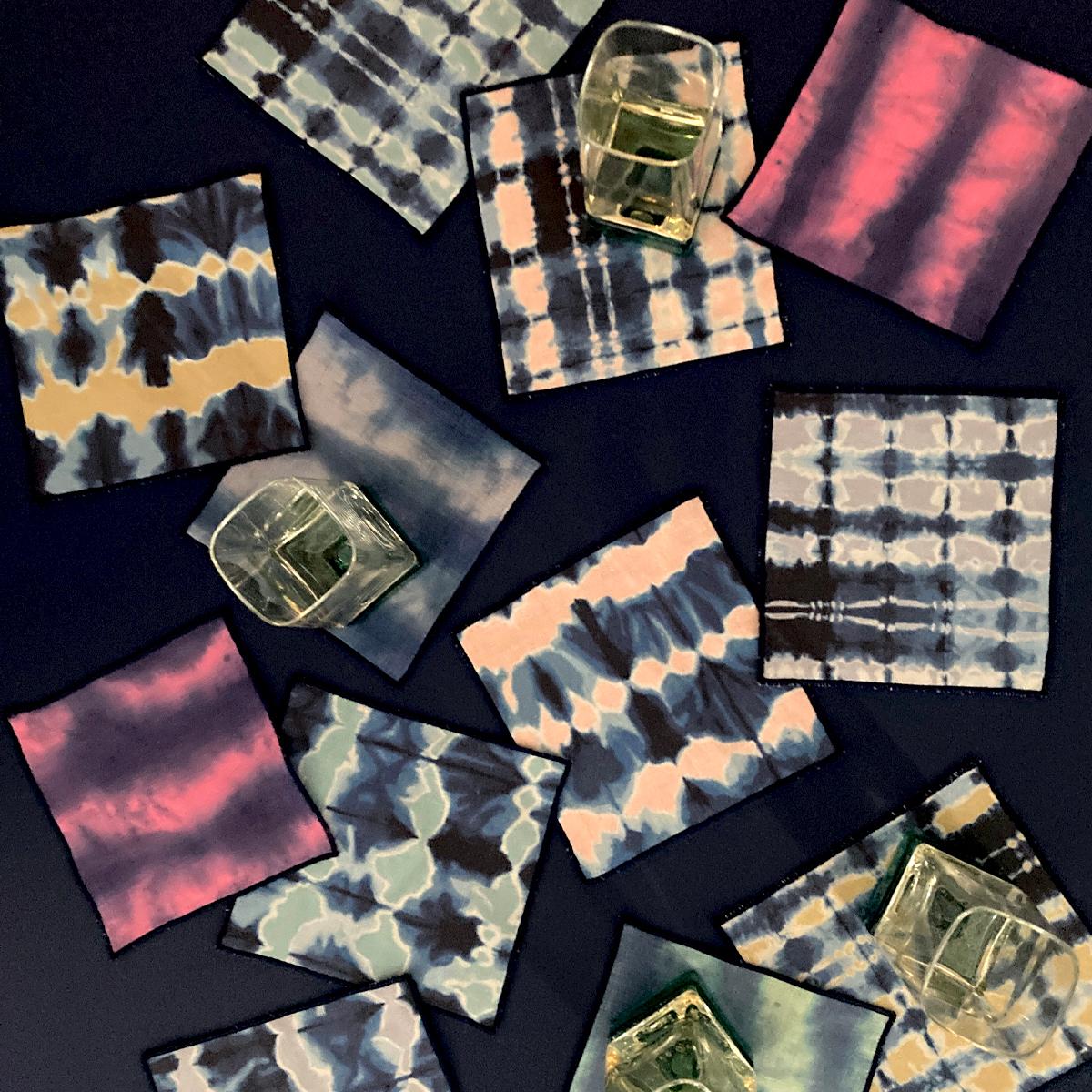 Américain Serviettes de table Wave Gold & Indigo, lot de quatre en vente