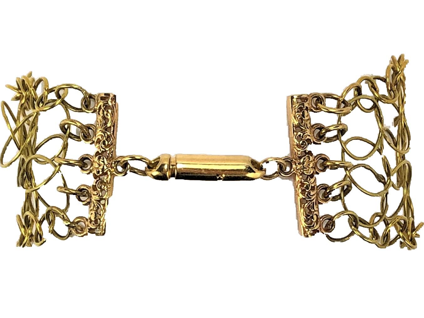 Gold Interlocking Wire Link Bracelet with Pearls 1