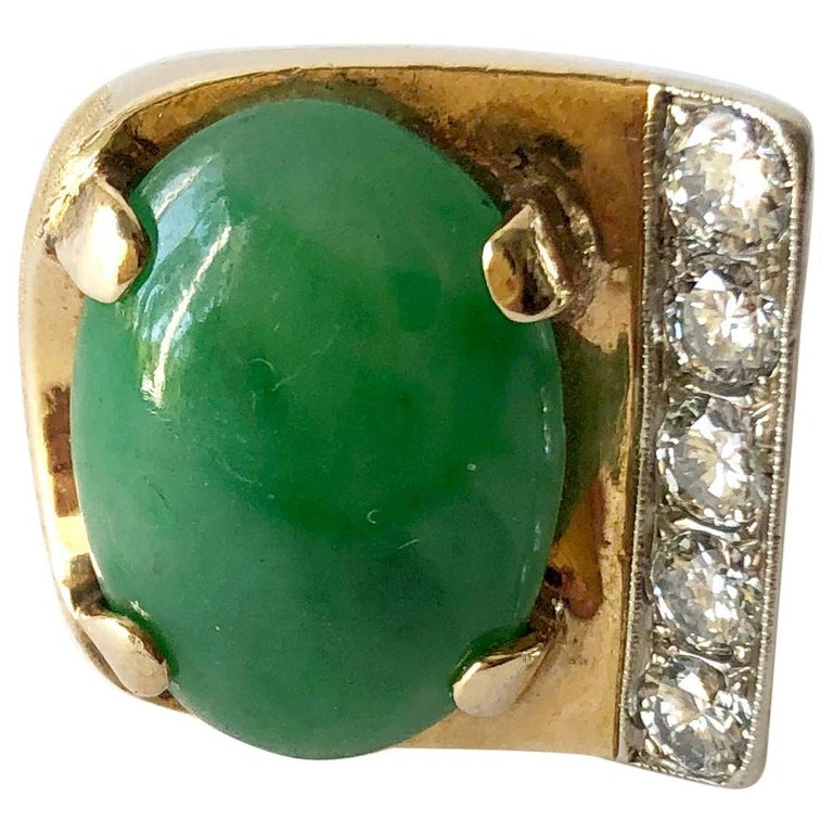 Gold Jade and Diamond Large Scale Gentleman's Pinky Ring For Sale at