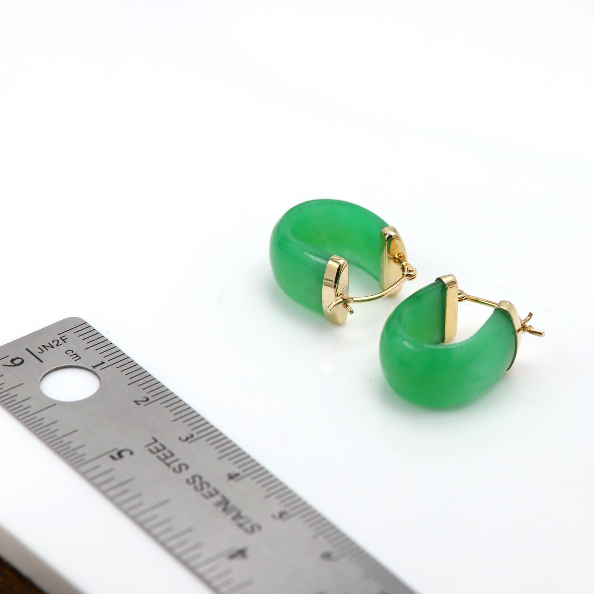 Gold Jade Earrings Huggie Earrings Green Jade 14 Karat Yellow Gold For Sale 2