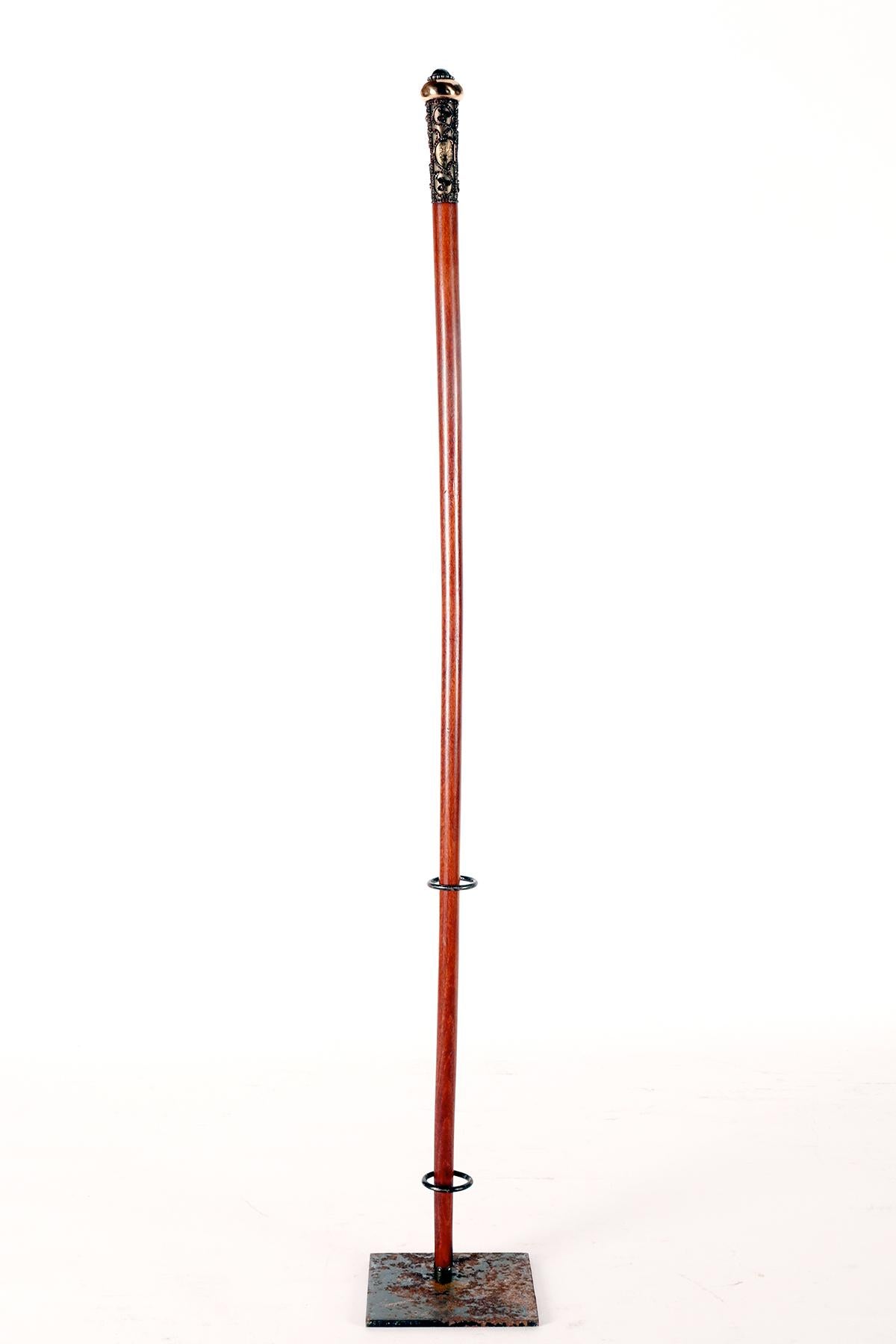 Bâton de marche en or avec pierre en grenat. Par Antoine Bricteux, France 1901. en vente 3