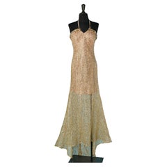 Vestido de noche bustier de encaje dorado y bordados con arrastre RG / ROMEO GIGLI