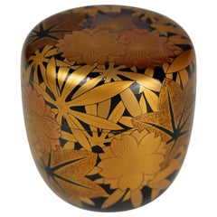 Gold Lacquer Tea Caddy (natsume) by Kakinoki Akira (1926-2009)