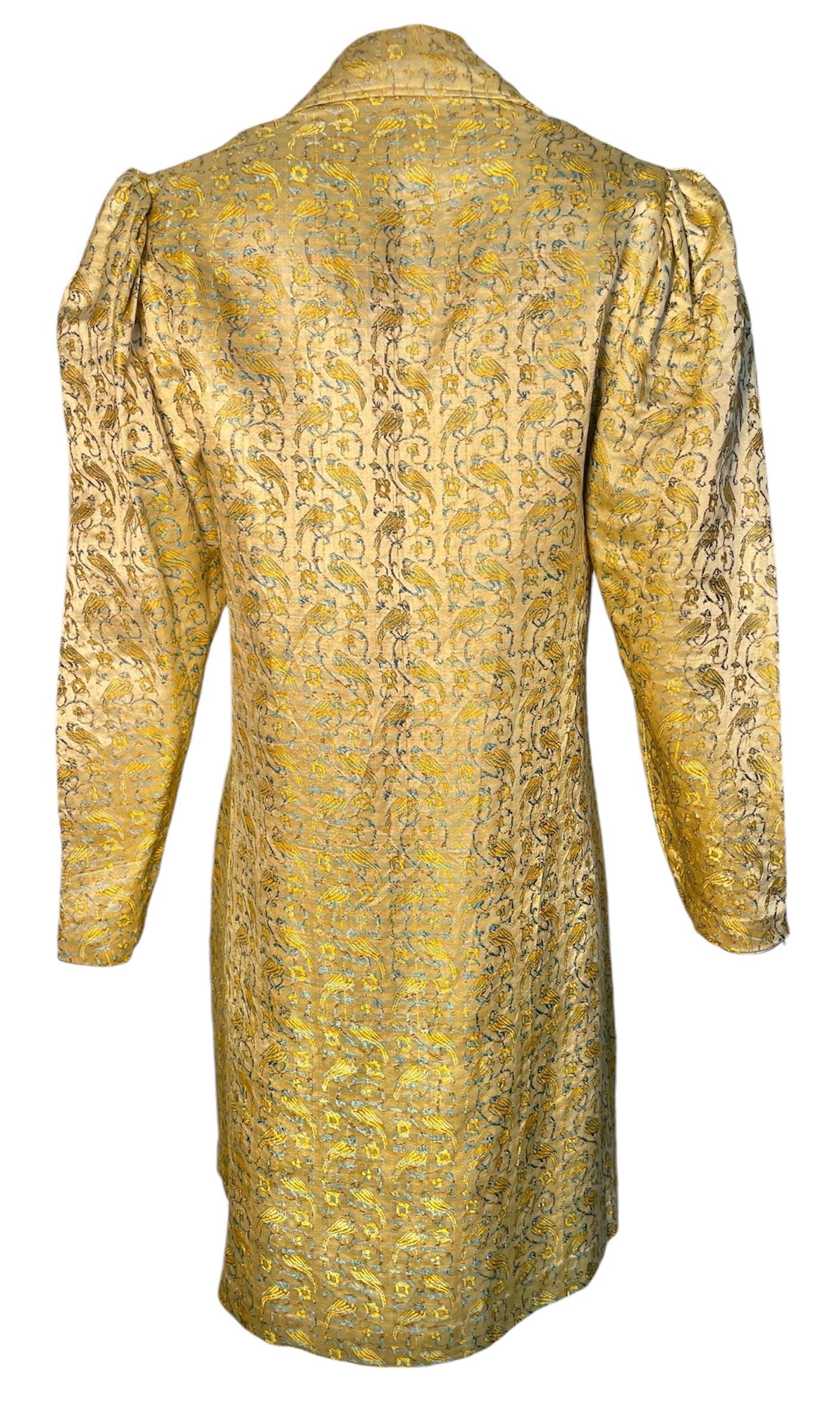 Lahmer Goldmantel mit gewebtem Papageienmotiv, 1930er Jahre (Braun) im Angebot