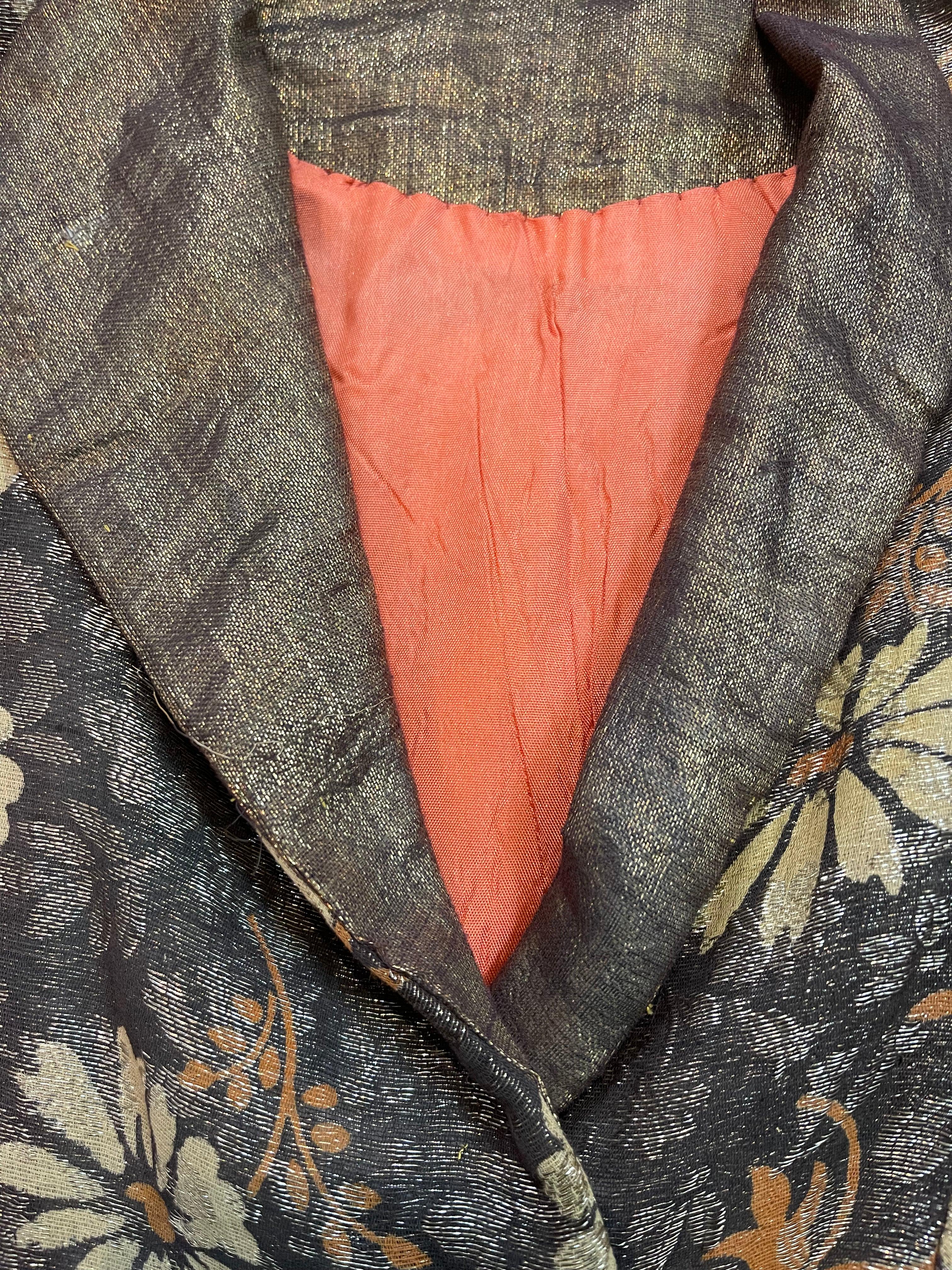 Gold Lame Floral Evening Jacket, 1930s In Excellent Condition For Sale In Los Angeles, CA