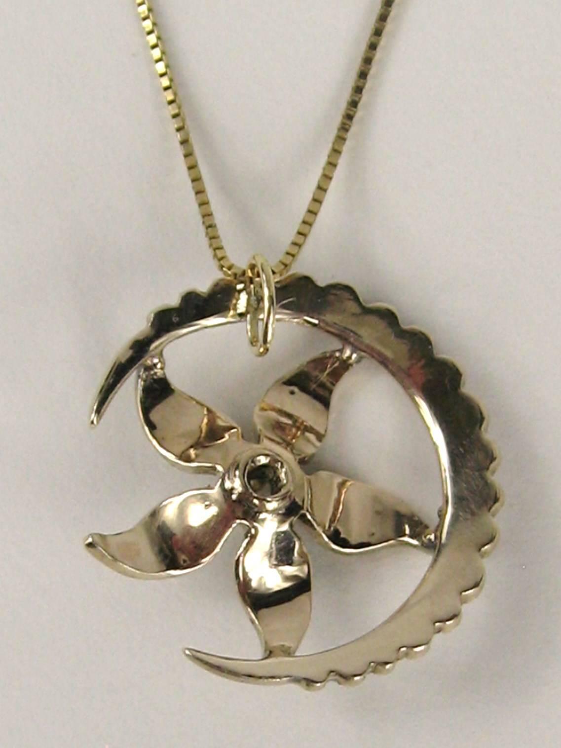 Gold Lavalier Halskette, Halbmond, Mondsichel, florale Perle, Diamant im Zustand „Gut“ im Angebot in Wallkill, NY