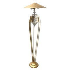 Blattgold-Stehlampe aus Eisen und Lucite im Art-déco-Stil
