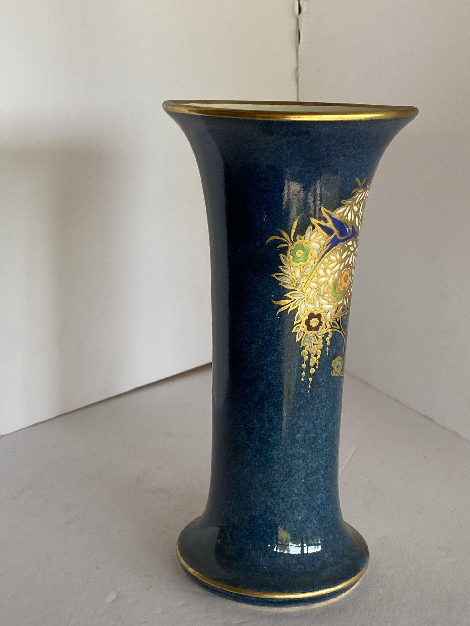 Gold Leaf Art Nouveau Ceramic Spill Vase by Royal Worcester In Excellent Condition For Sale In Van Nuys, CA