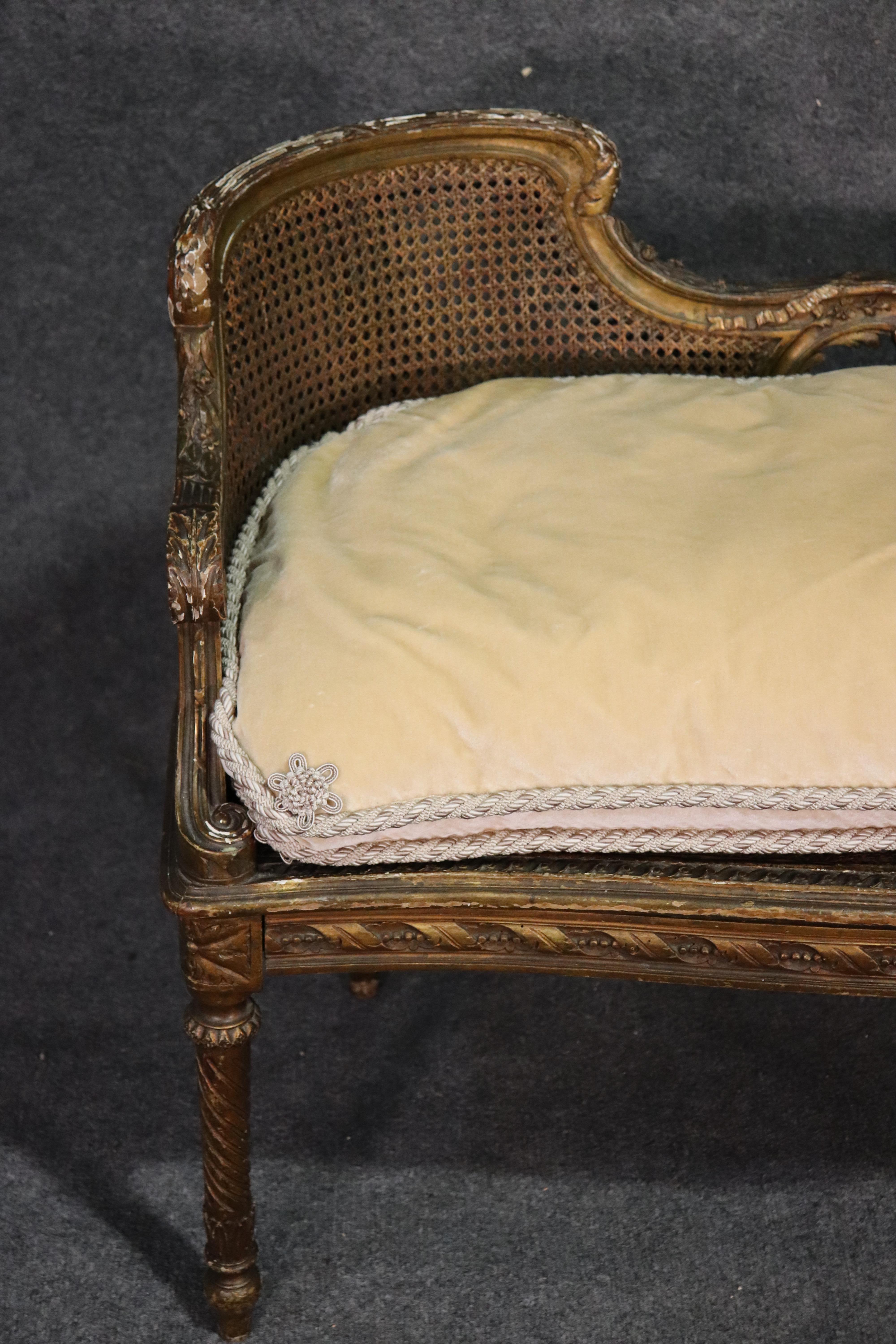 Late 19th Century Gold Leaf Gilded French Louis XVI Carved Window Bench Settee, circa 1870