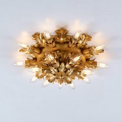 Plafonnier à 15 lumières en métal à feuilles d'or