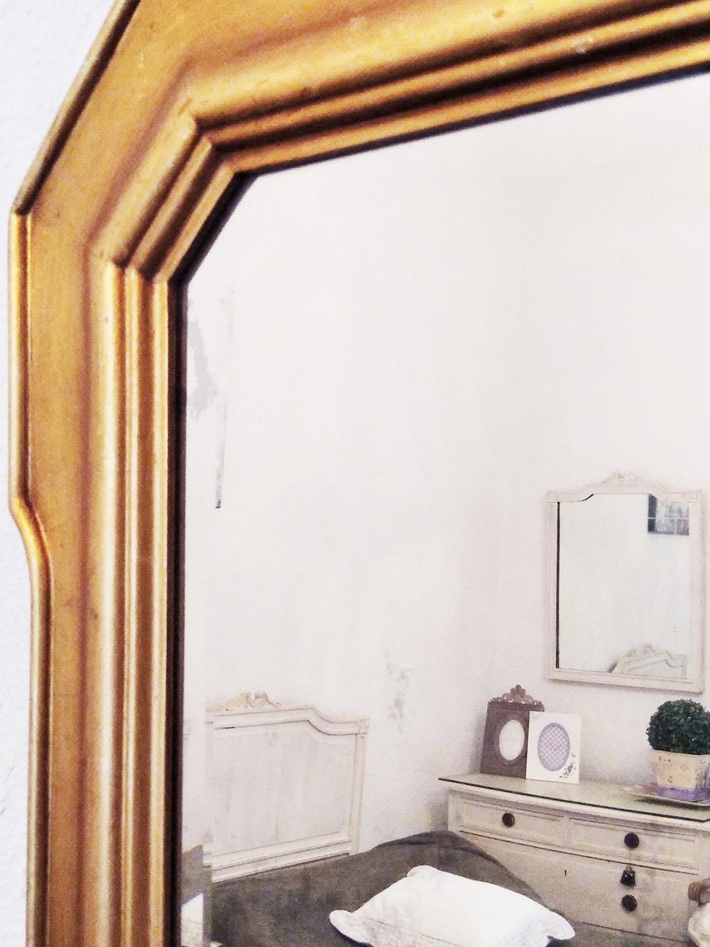 Spiegel Blattgold Wood, mit abgeschrägtem und abgenutztem Glas, horizontal oder vertikal  70s (Moderne der Mitte des Jahrhunderts) im Angebot