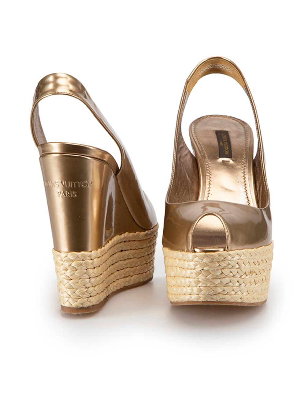 Gold Leather Lagoon Raffia Wedges Size IT 38 In Good Condition In London, GB