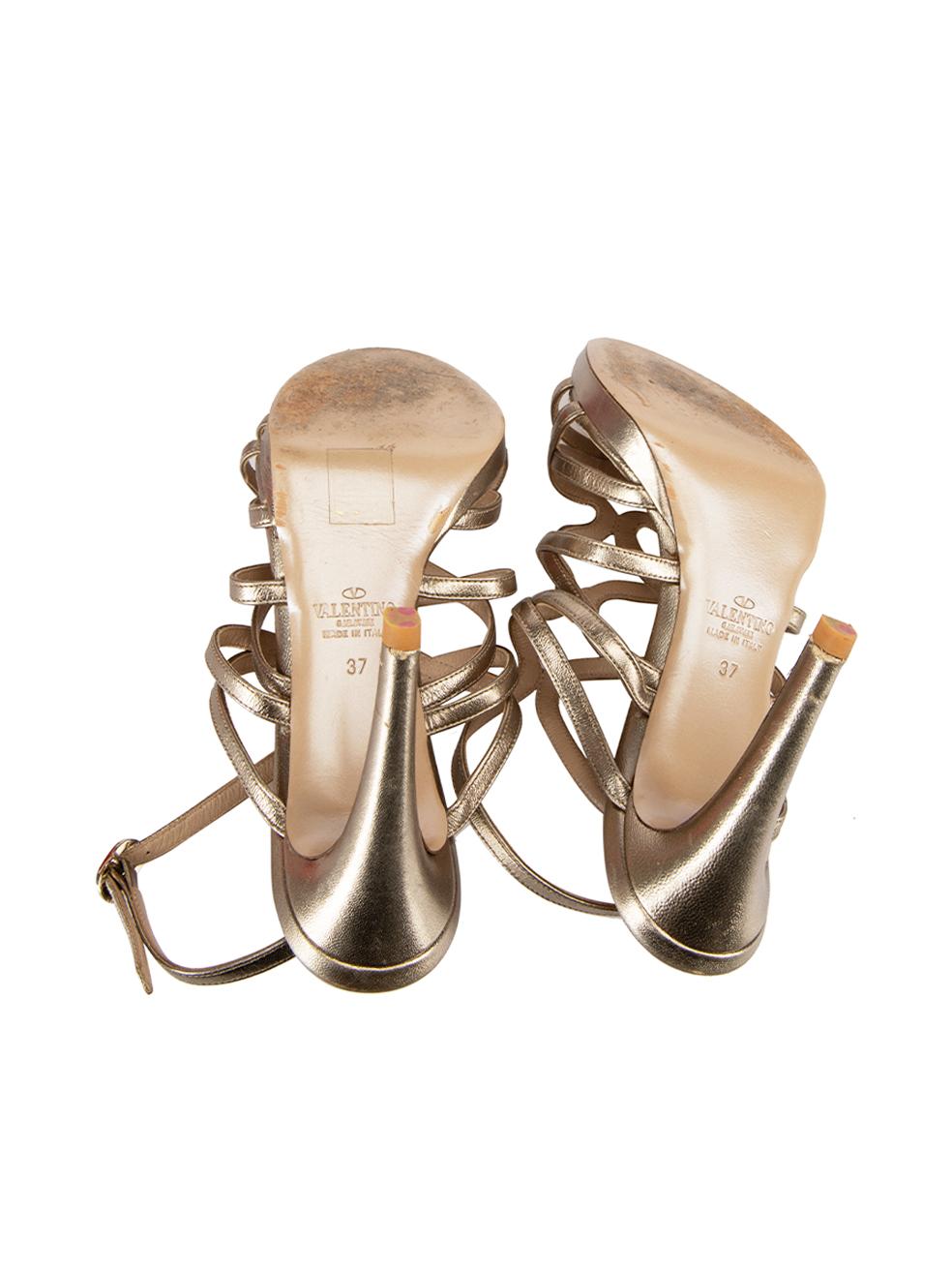 Gold Leather Strappy Heeled Sandals Size IT 37 In Good Condition For Sale In London, GB