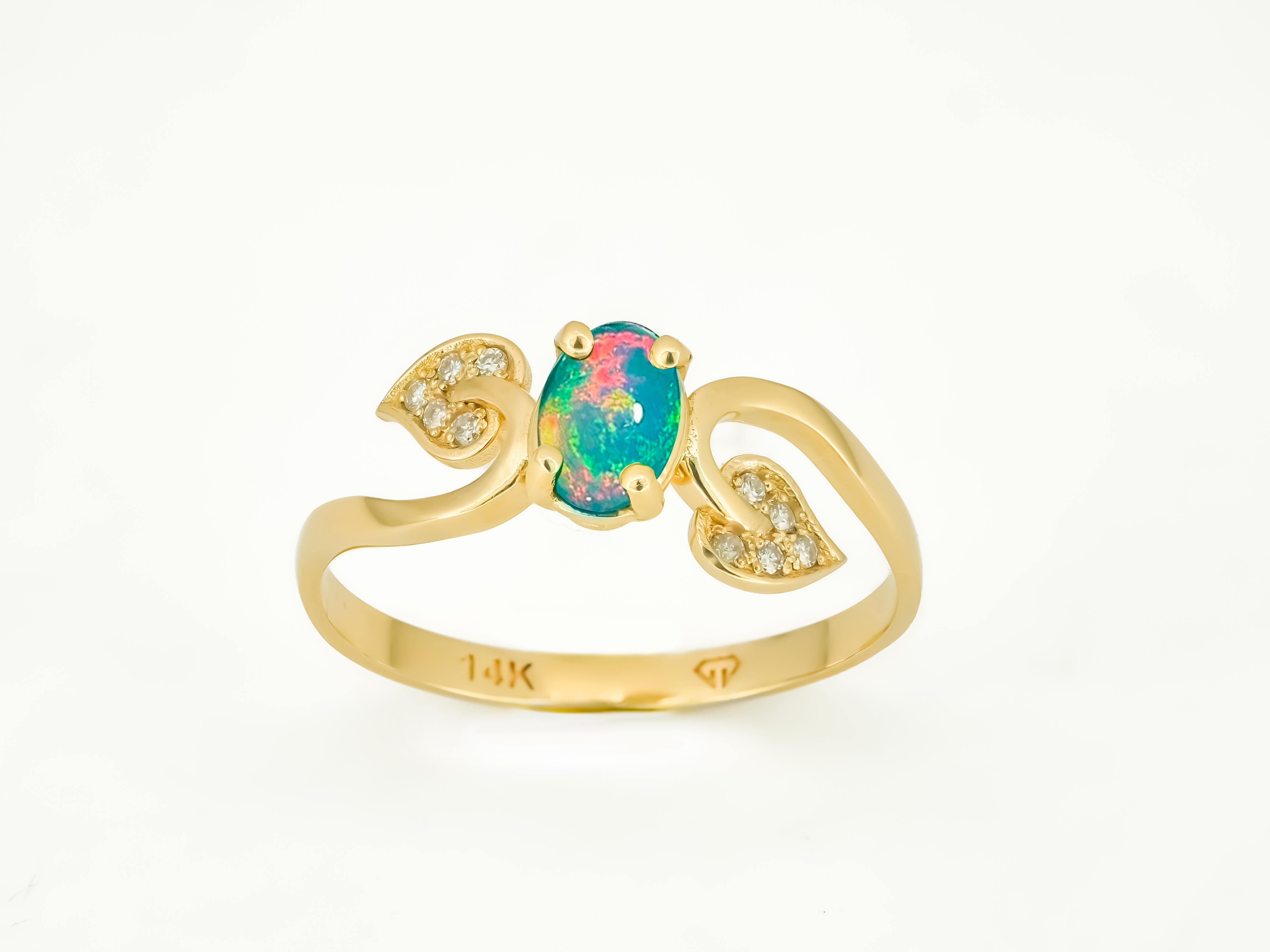 Goldblätter Ring mit Opal.  Damen im Angebot