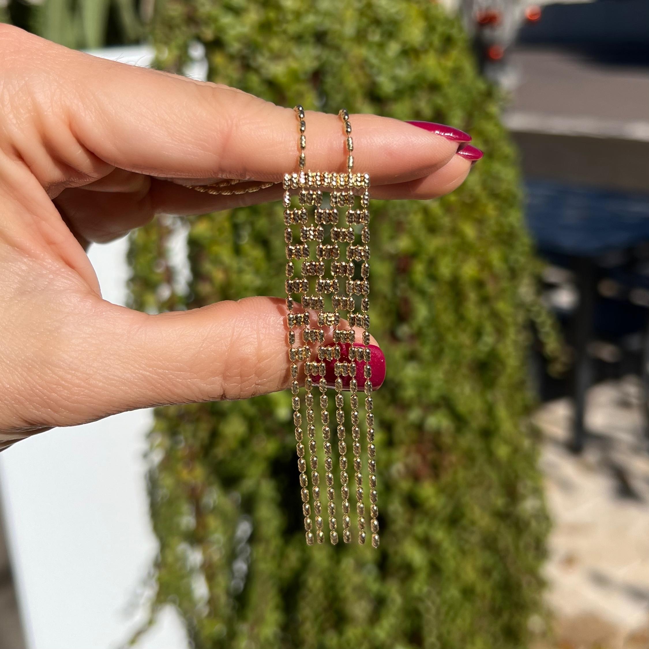 Modern Gold Link Chandelier Drop Necklace  For Sale