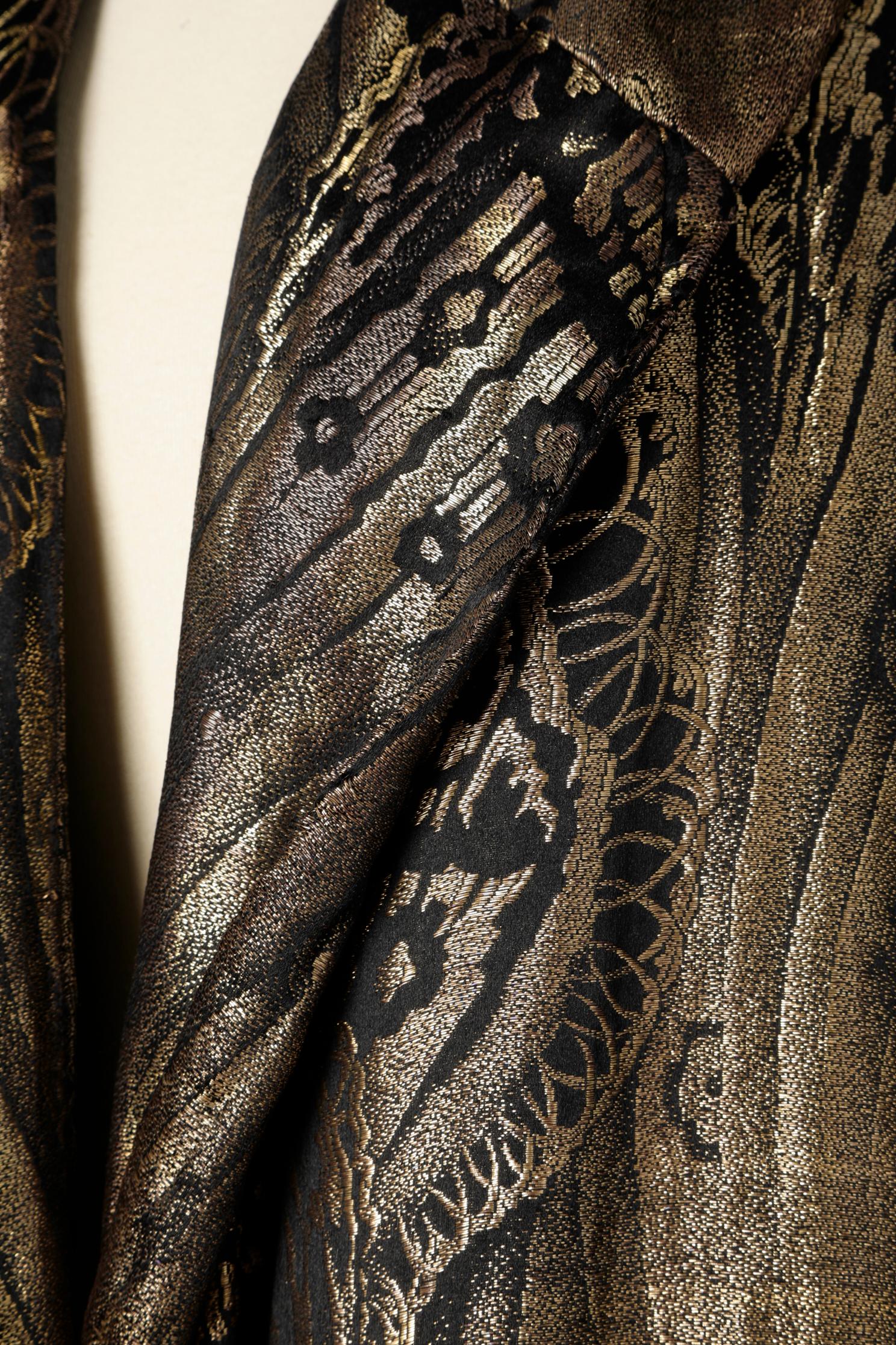 Black Gold lurex and black silk brocade Opera's coat 1920