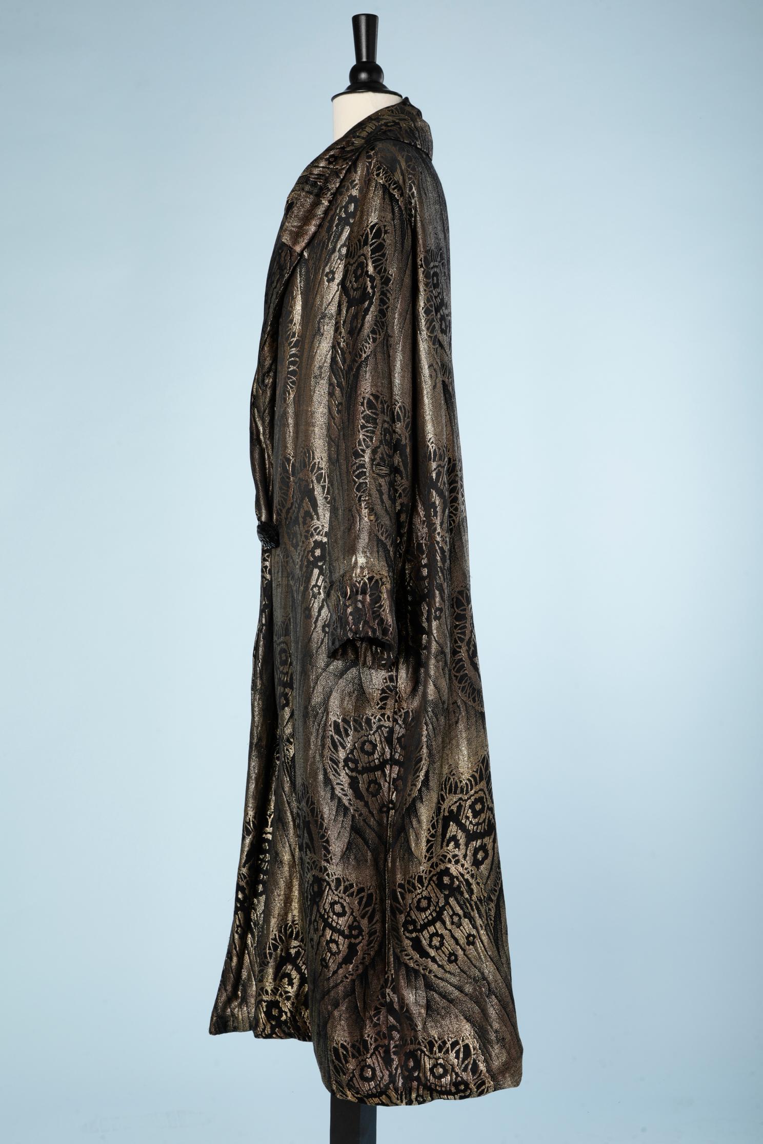 Women's Gold lurex and black silk brocade Opera's coat 1920