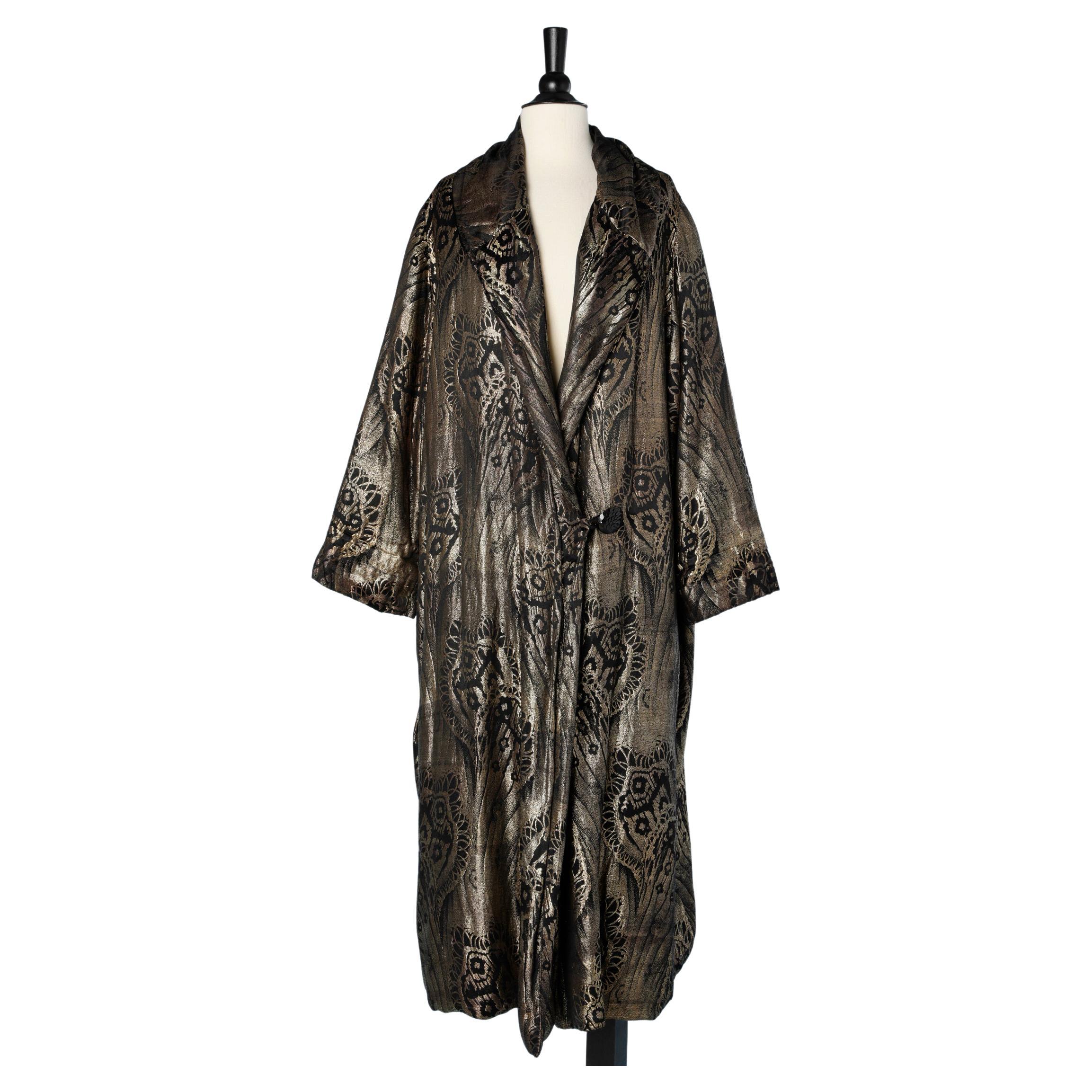 Gold lurex and black silk brocade Opera's coat 1920