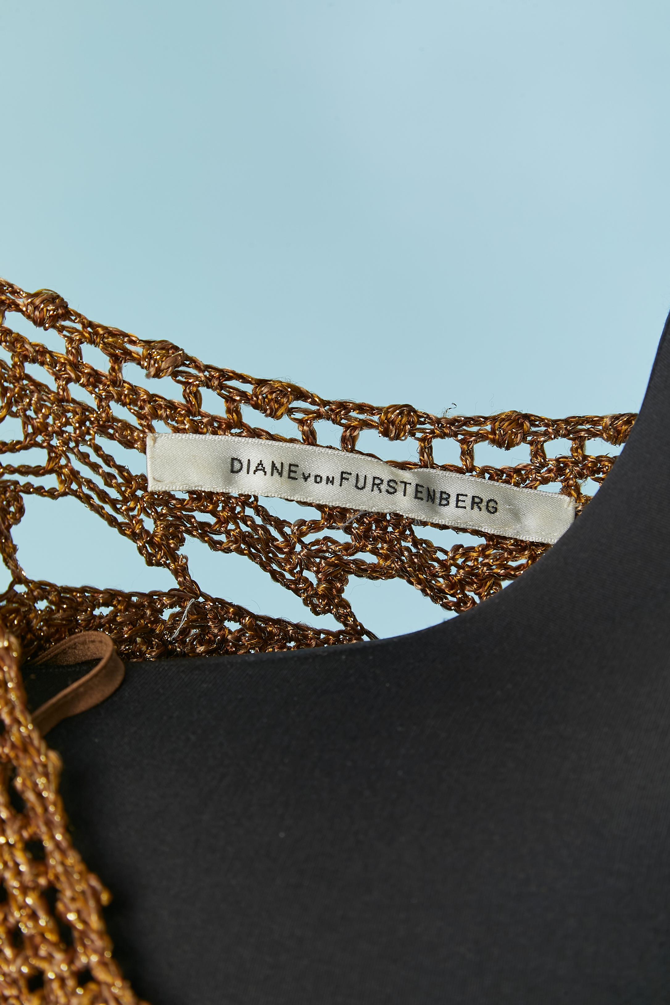Abito in lurex dorato all'uncinetto DIANE VON Furstenberg in vendita 3