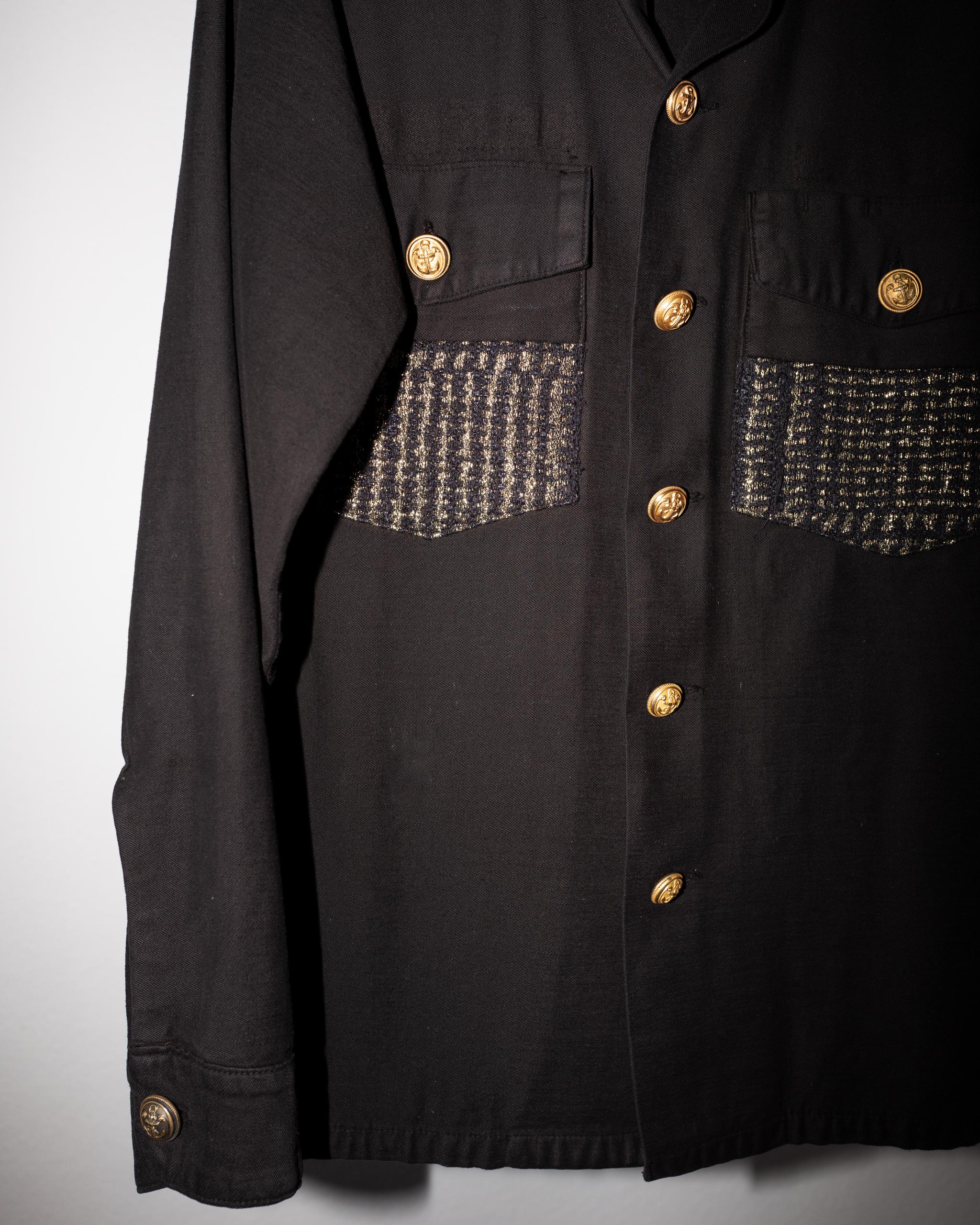 Vintage ein von einer Art Gold Lurex Tweed Black Jacket Remade US Military Vintage Gold Buttons, Vintage Gold plated Brass Buttons aus Paris um die 40 