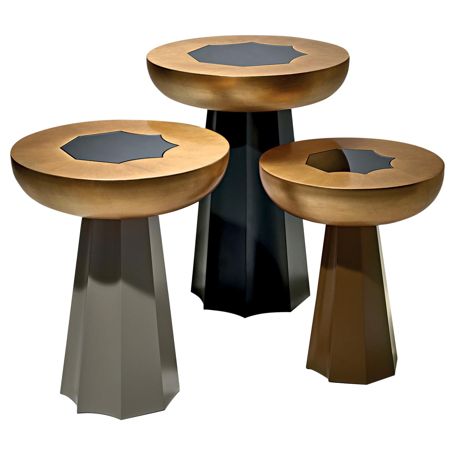 Gold Set Medium Contemporary Tisch in Blattgold und grauem Spiegel von Luísa Peixoto im Angebot