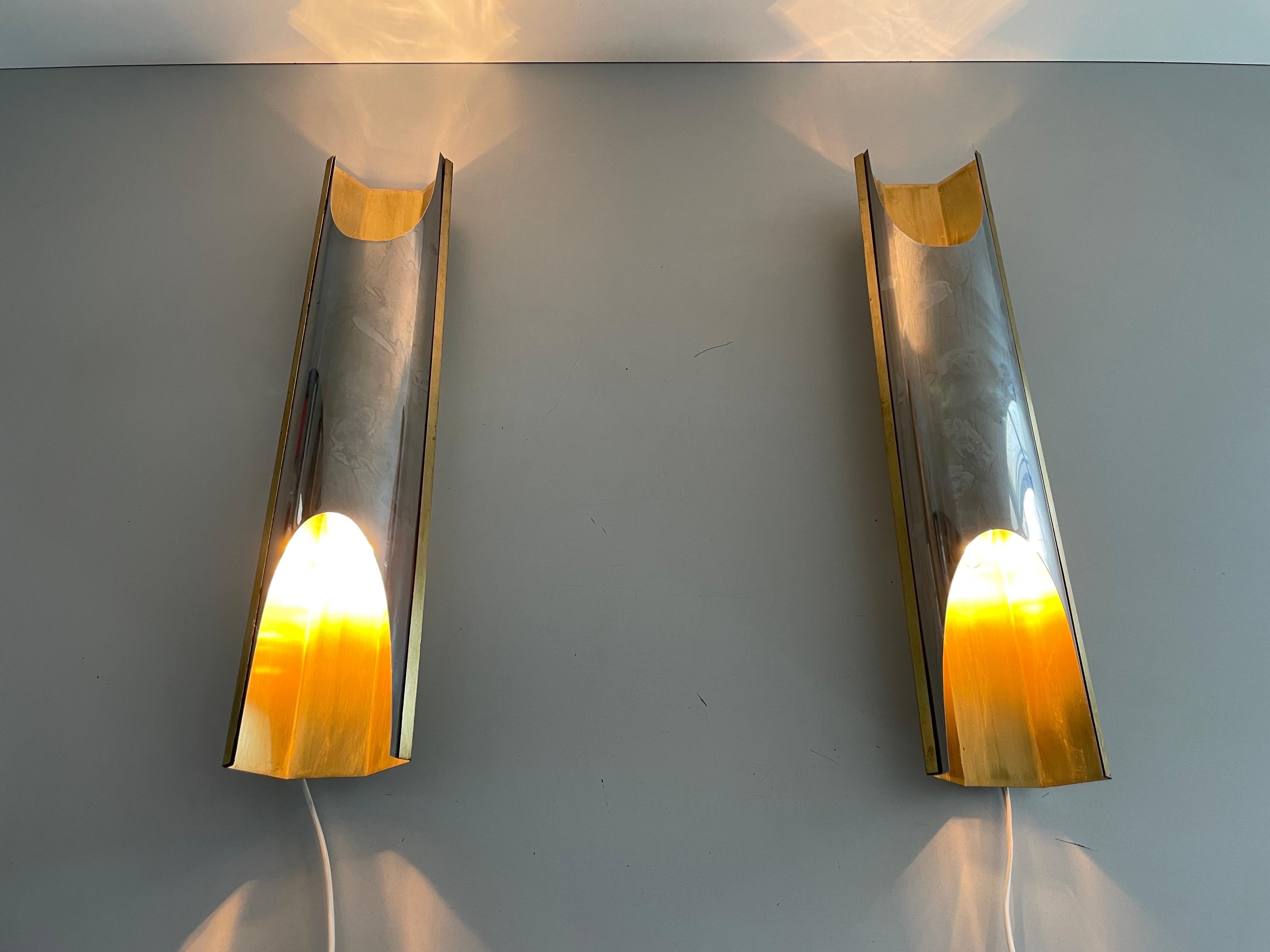 Großes Paar Wandlampen aus Gold, Metall und Chrom, 1960er Jahre, Italien im Angebot 5