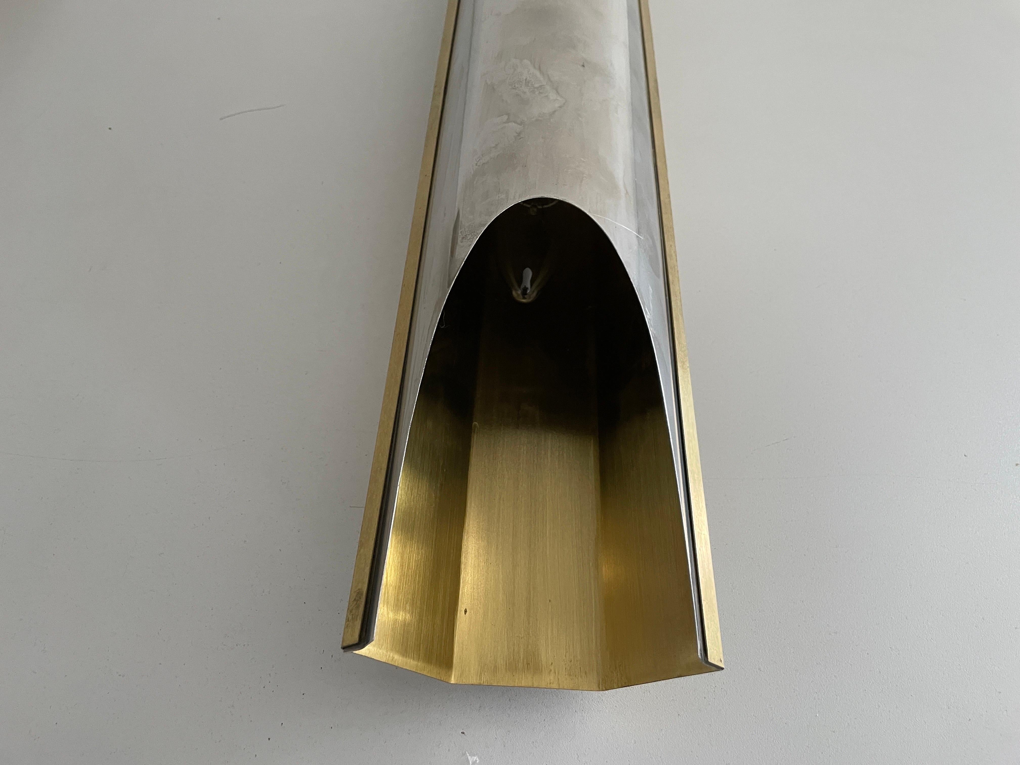 Großes Paar Wandlampen aus Gold, Metall und Chrom, 1960er Jahre, Italien im Angebot 10