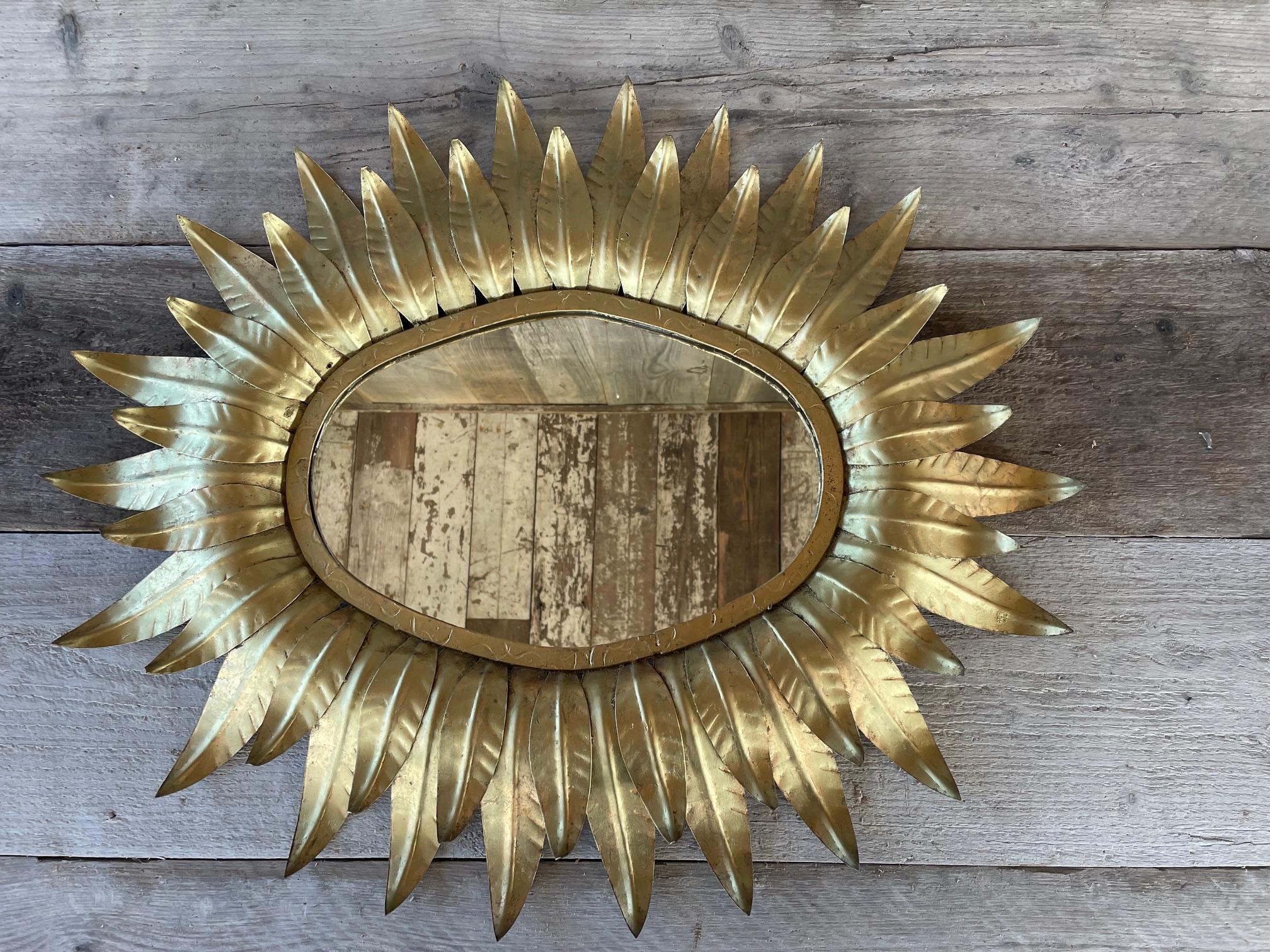 Fer Miroir Hollywood Regency en vente