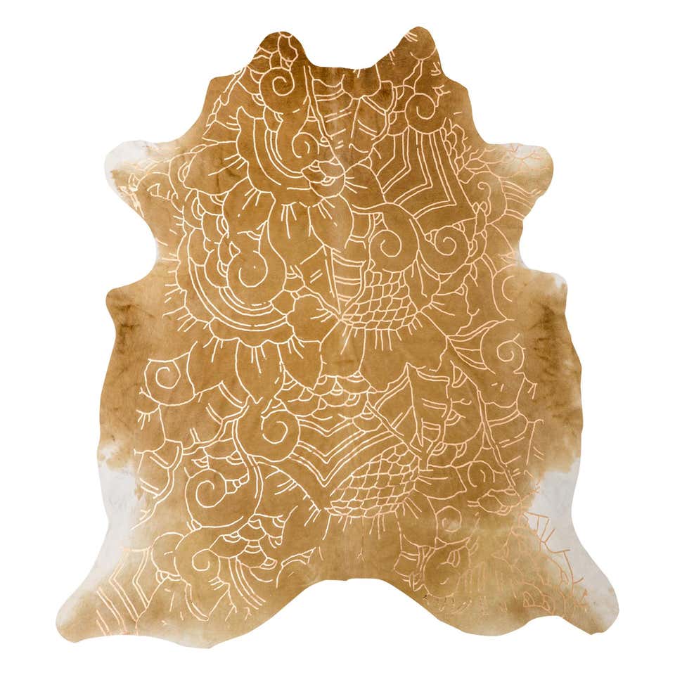 Gold Metallic Boho Batik Pattern Caramel Cowhide Rug, Large For Sale at ...