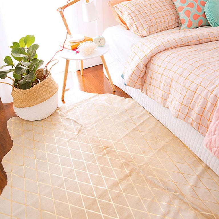 Gold Metallic Diamond Pattern Caramel Cowhide Rug, Large For Sale at