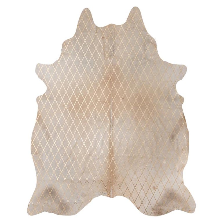 Gold Metallic Diamond Pattern Caramel Cowhide Rug, Large For Sale at
