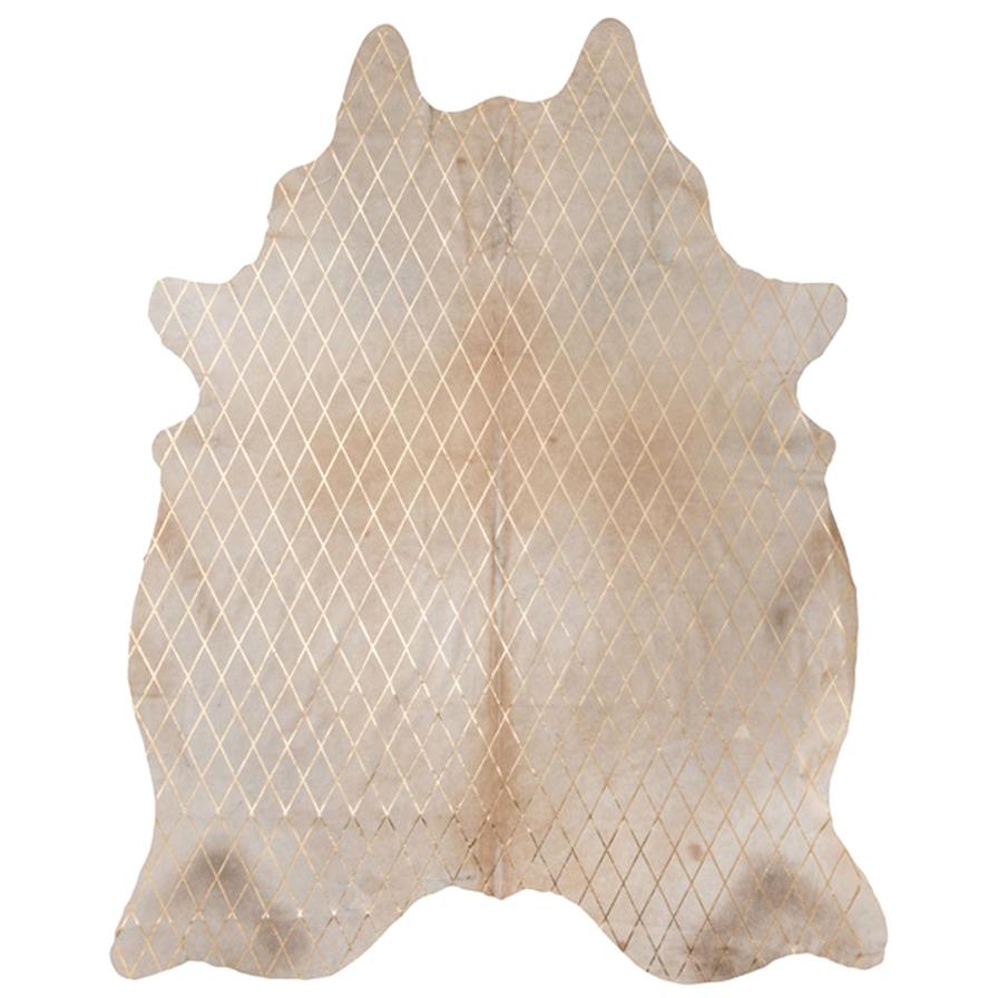 Gold Metallic Diamond Pattern Caramel Cowhide Rug, Medium For Sale