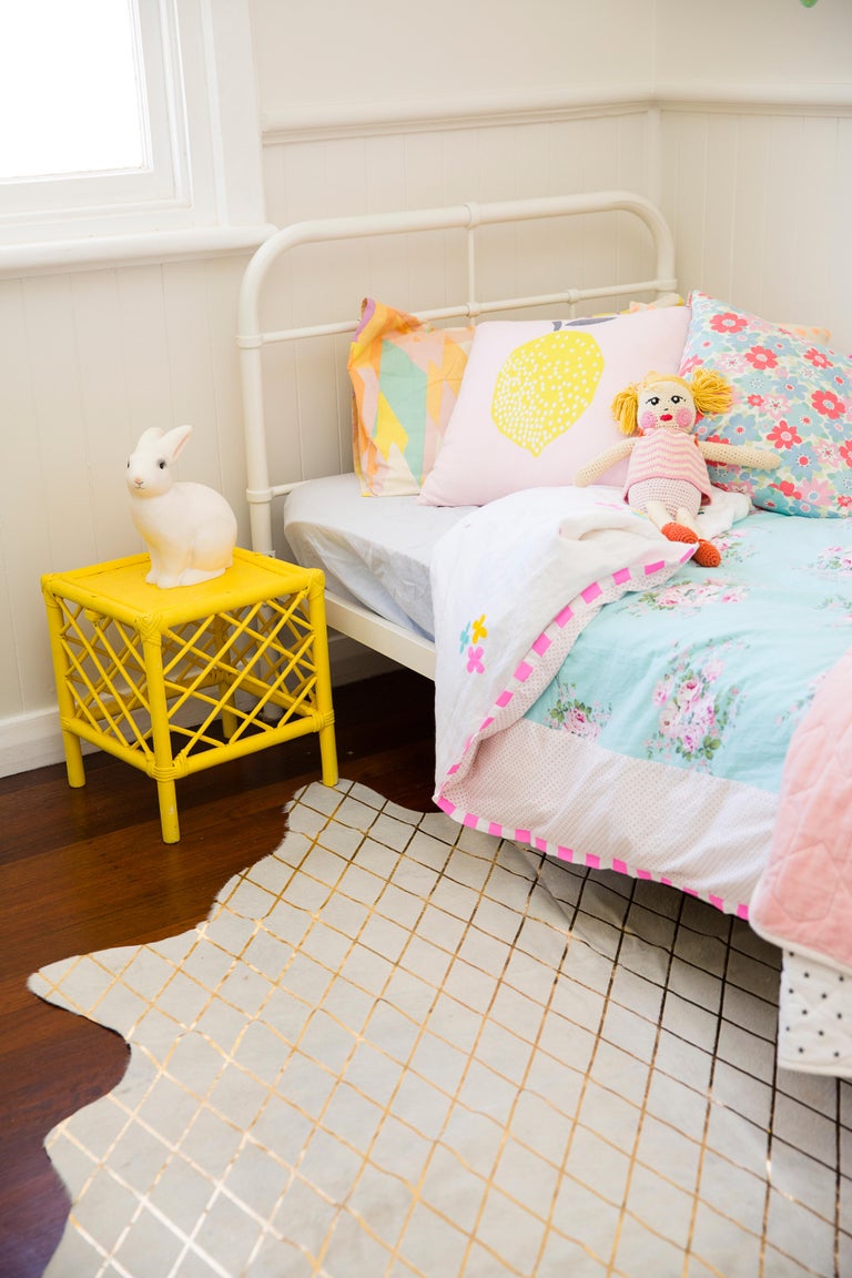 Gold Metallic Diamond Pattern Cream Cowhide Rug, Large For Sale at 1stDibs