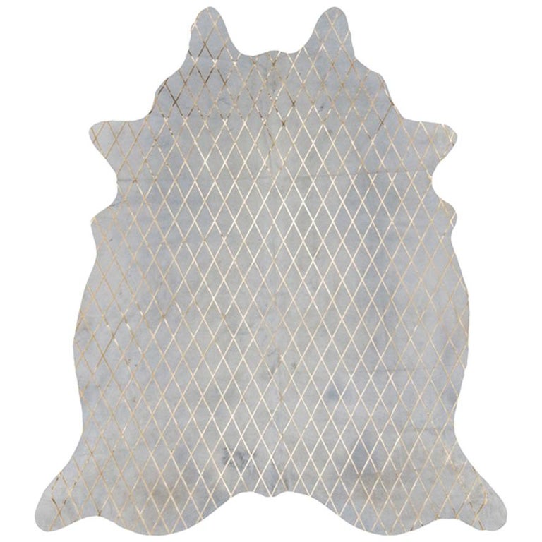 Gold Metallic Diamond Pattern Cream Cowhide Rug, Medium For Sale at ...