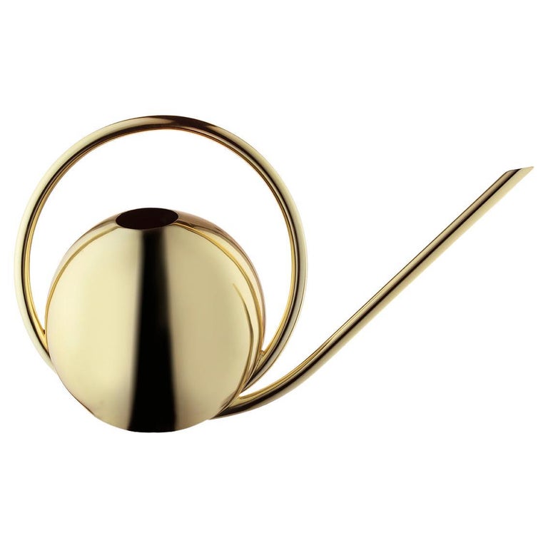 Gold Minimalistische Gießkanne im Angebot bei 1stDibs Deutschland