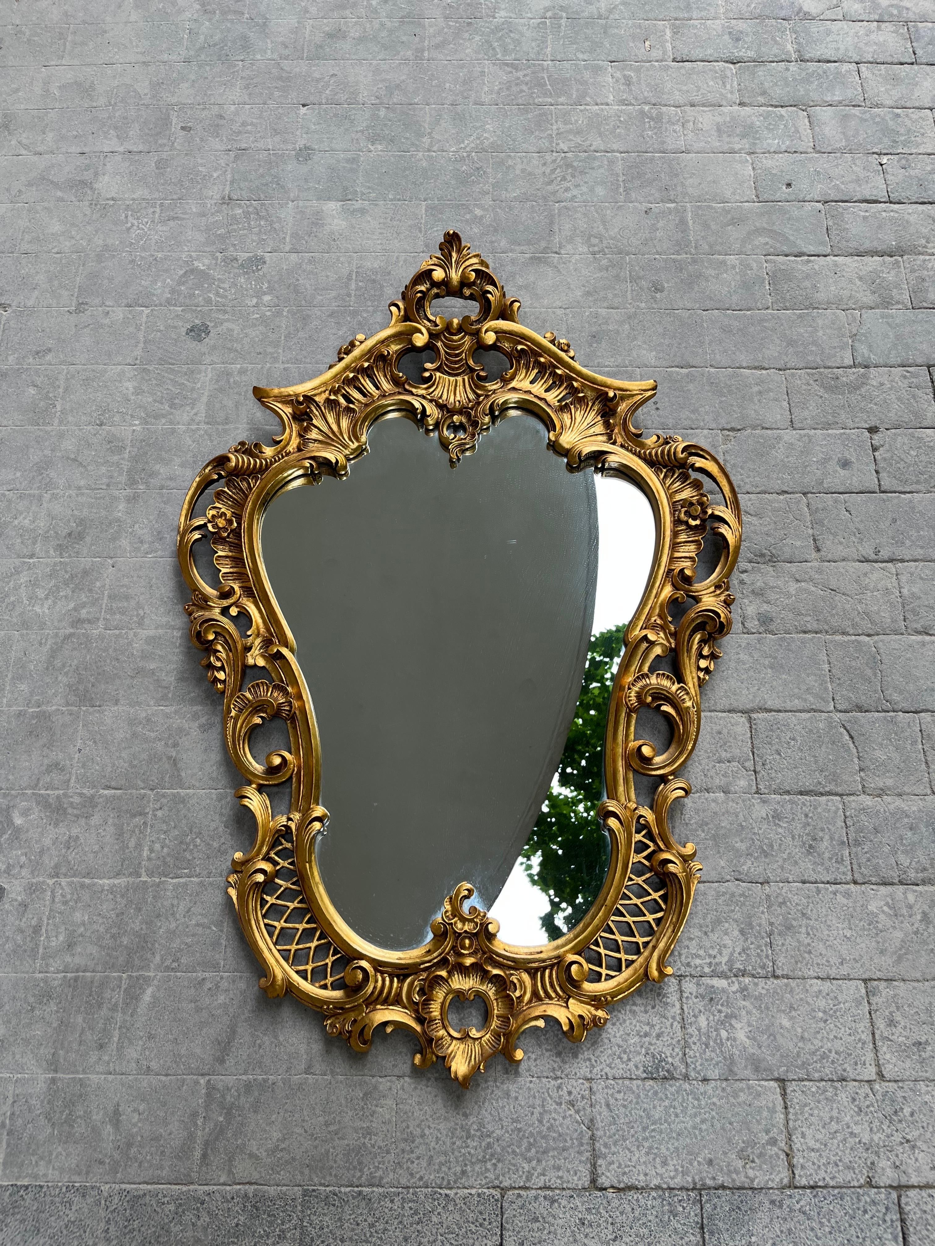 Gold Mirror Antiques, 1900s  For Sale 1