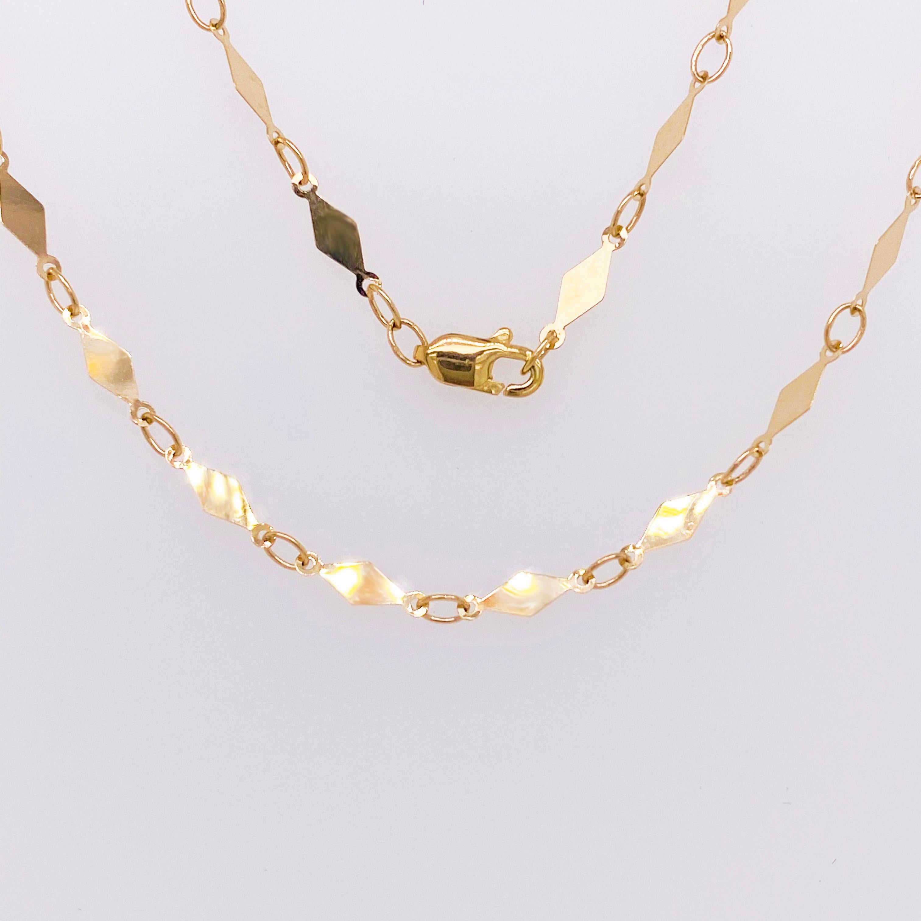 sparkly gold necklace