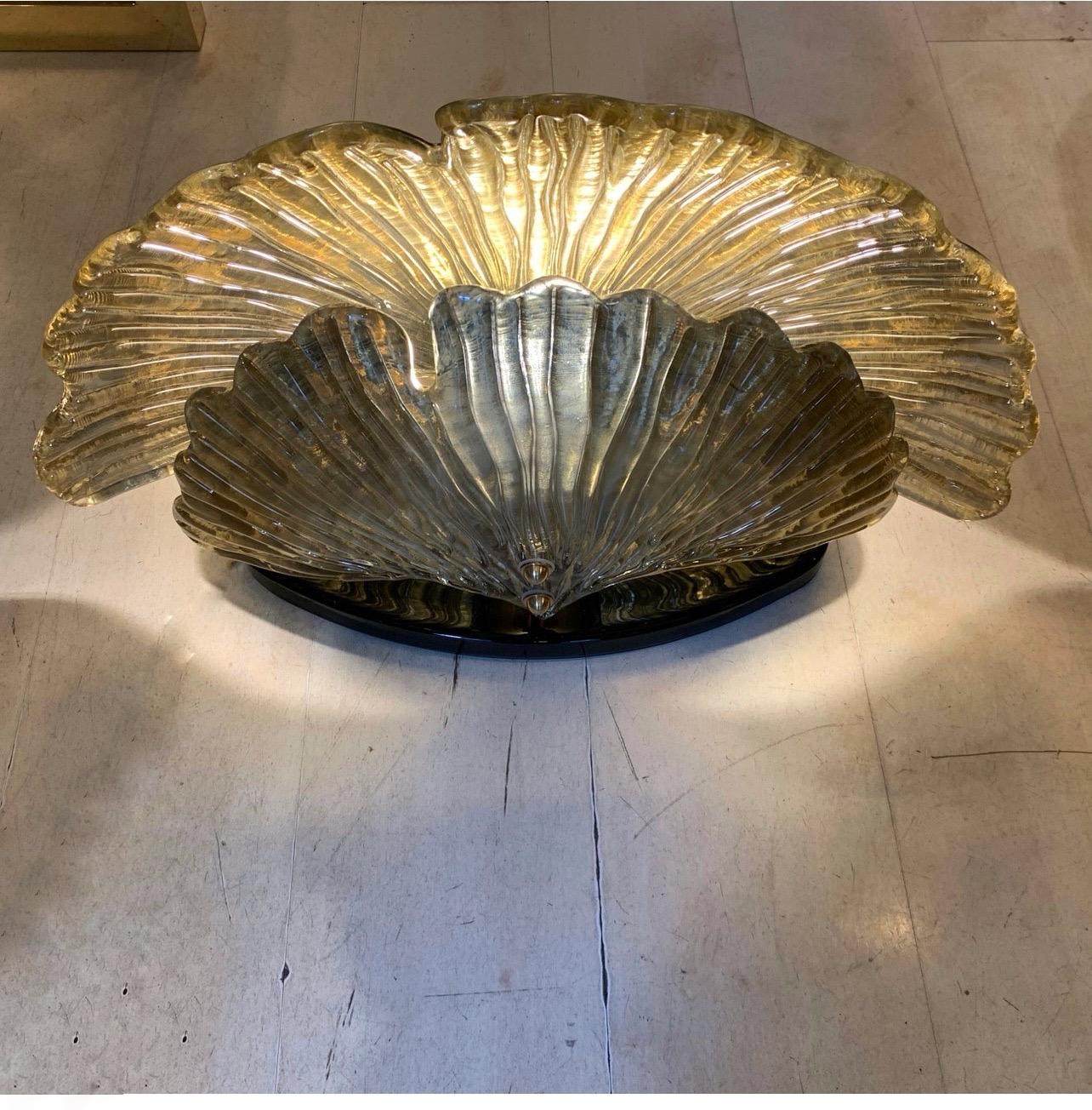 Lampada da tavolo in vetro di Murano a specchio dorato con foglie di Ginkgo, anni '80 In condizioni buone in vendita a Florence, IT