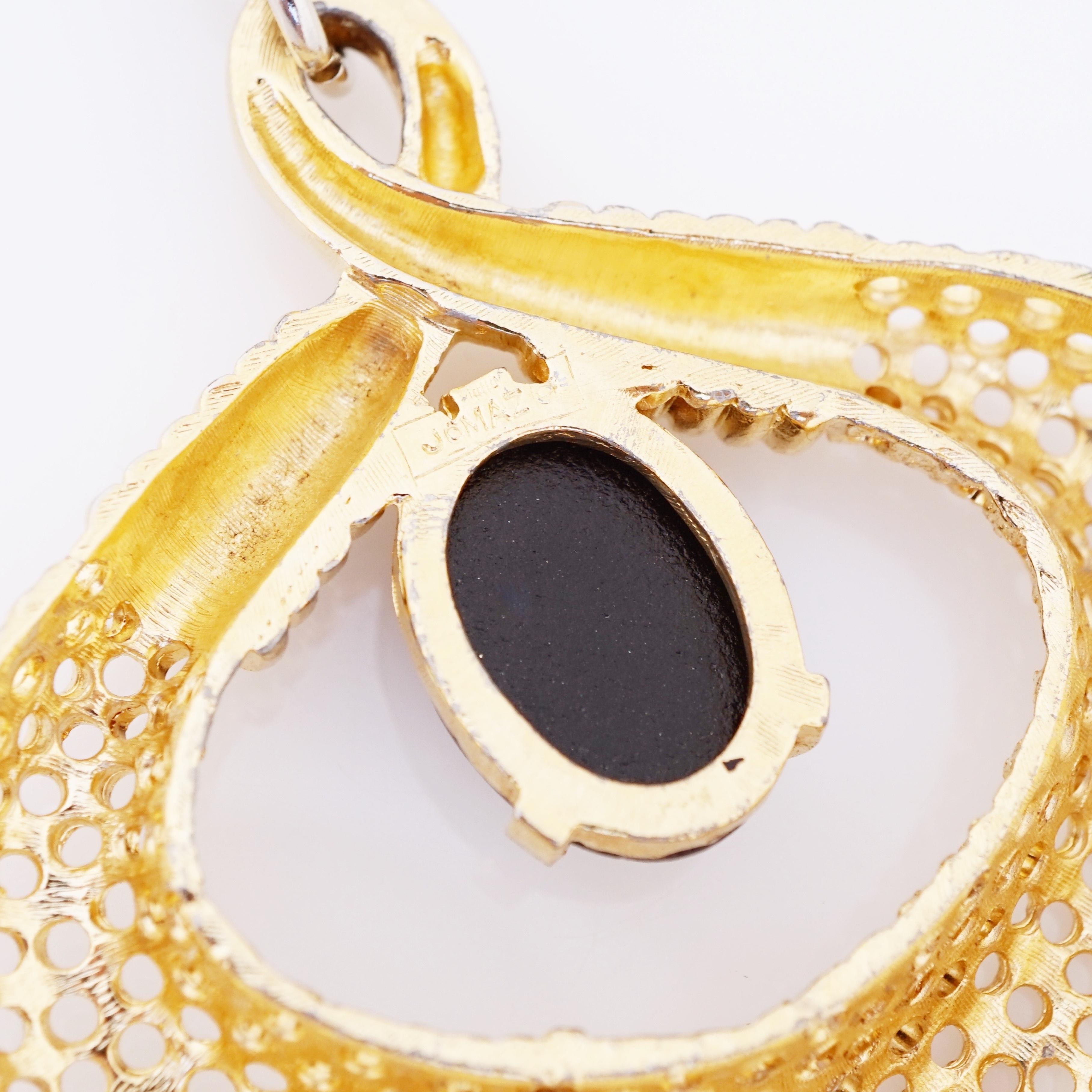 Women's Gold Mod Pendant Statement Necklace With Onyx Cabochon By Jomaz, 1970s For Sale
