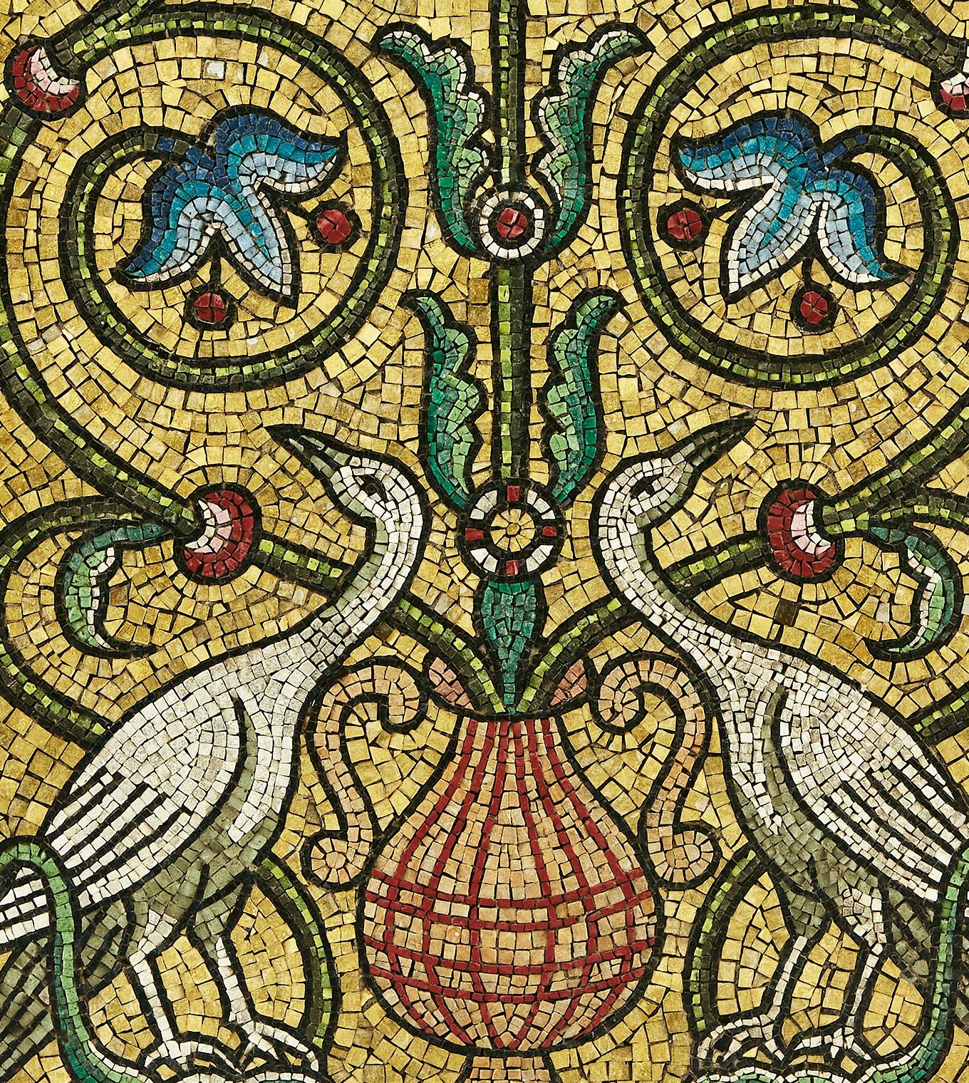 Diseño floral y de pájaros en mosaico dorado Escandinavo moderno en venta