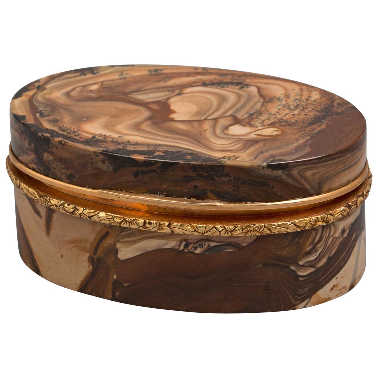18th Century and Earlier Gold-Mounted Agate Box, German, 18th Century For Sale
