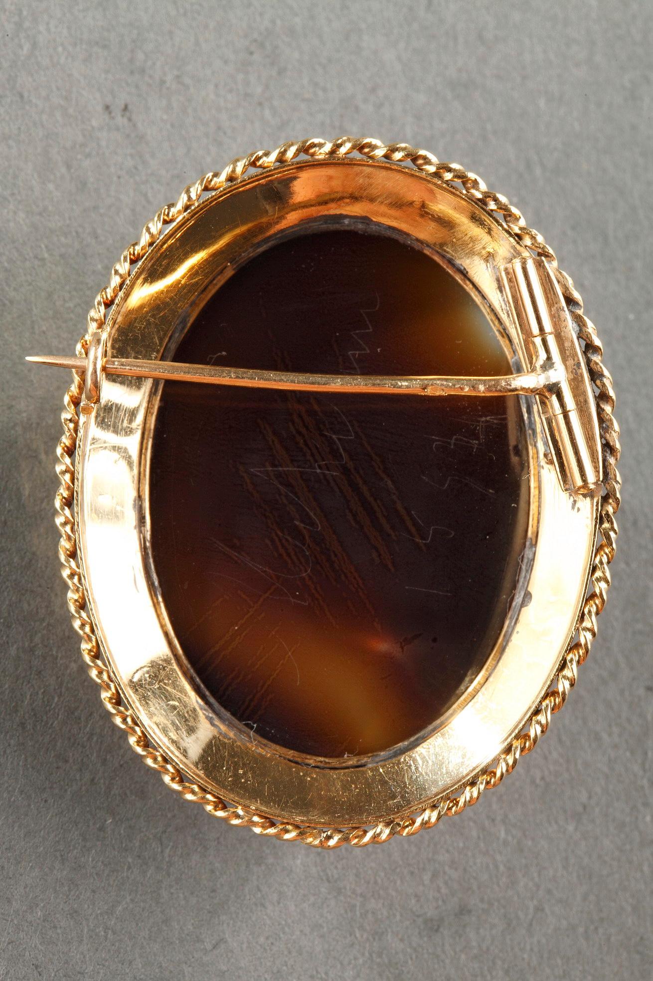 Gold-Mounted Agate Cameo Brooch, Second Part of the 19th Century, Napoleon III 7