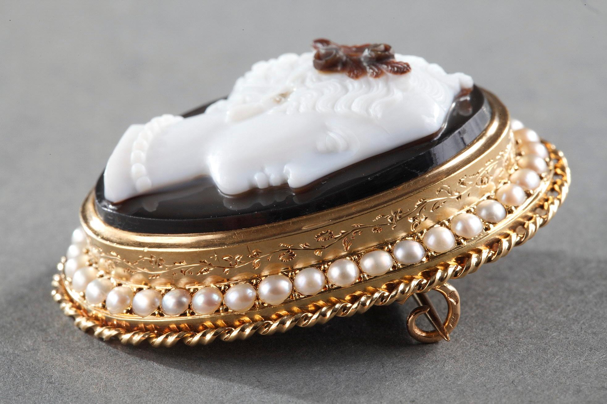 Gold-Mounted Agate Cameo Brooch, Second Part of the 19th Century, Napoleon III 8