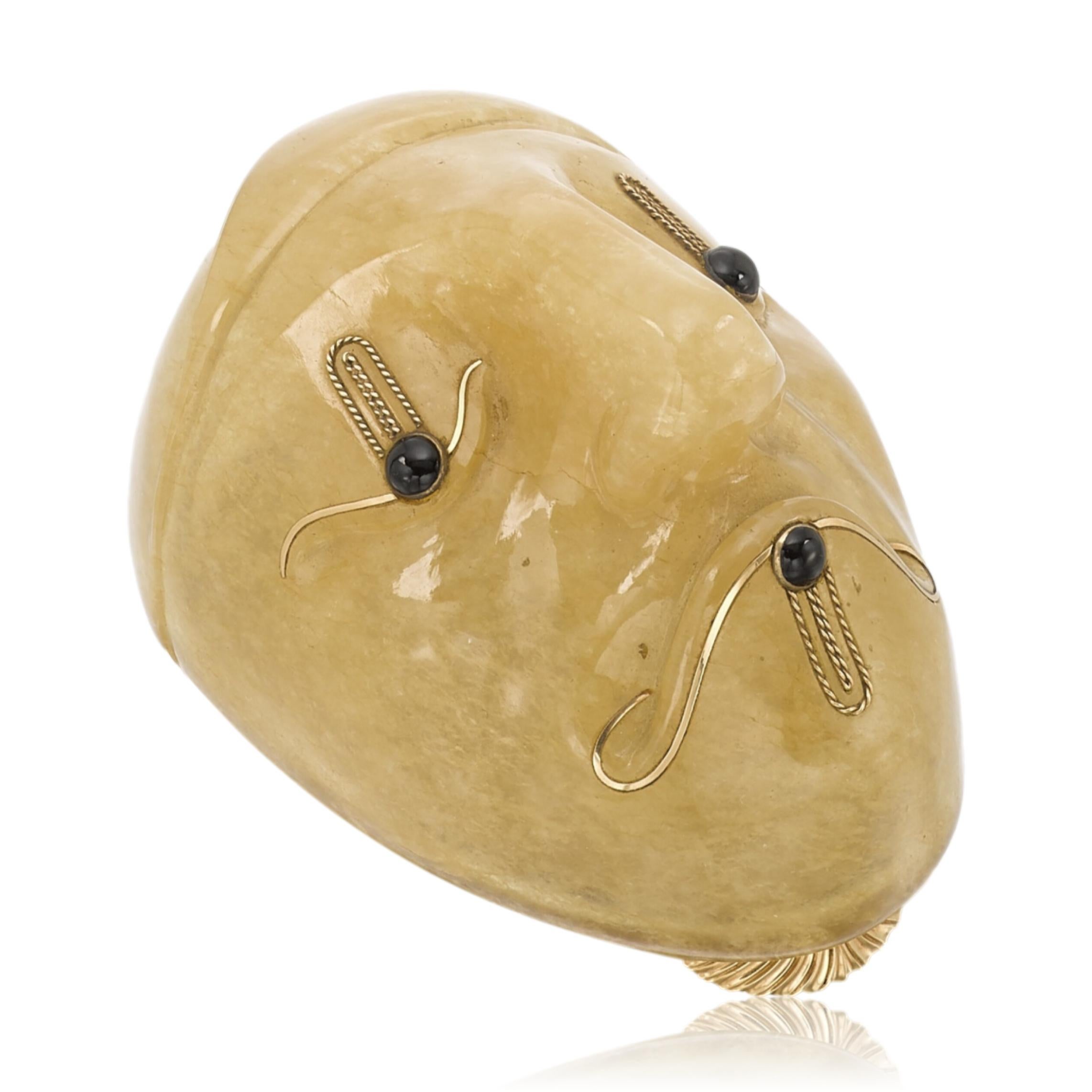Tabatière à tête caricaturale en quartz montée en or. Dresde, 18e siècle. 9