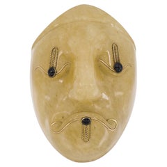 Tabatière à tête caricaturale en quartz montée en or. Dresde, 18e siècle.
