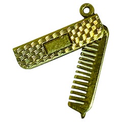 Gold Movable Comb Charm