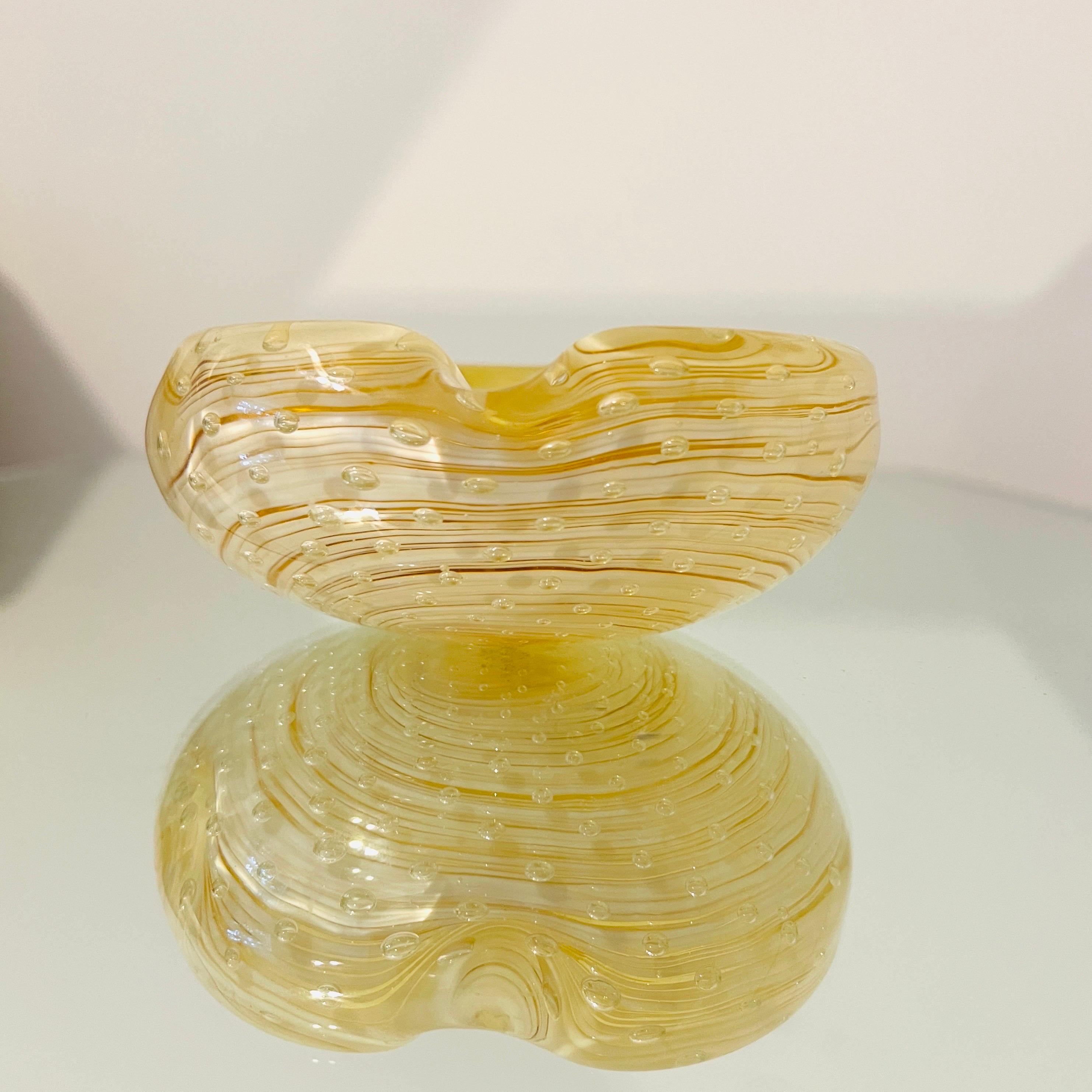 Posacenere o ciotola decorativa di Murano in oro con design a bolle d'aria in vendita 3