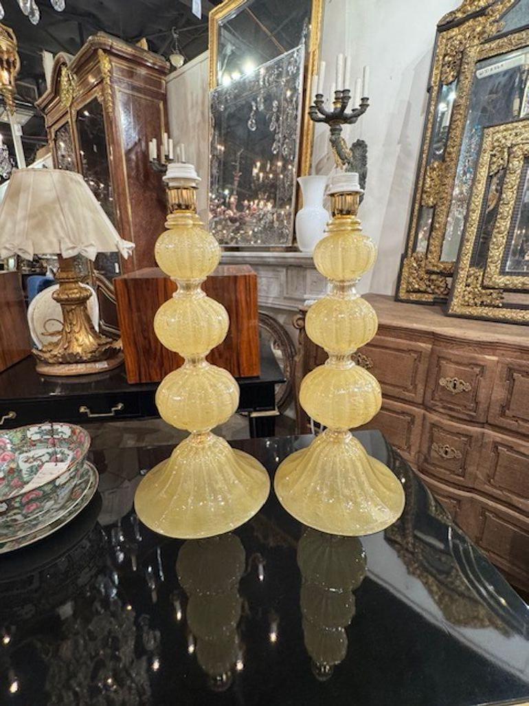 Lampes de forme Ball and Ball en verre de Murano doré en vente 1