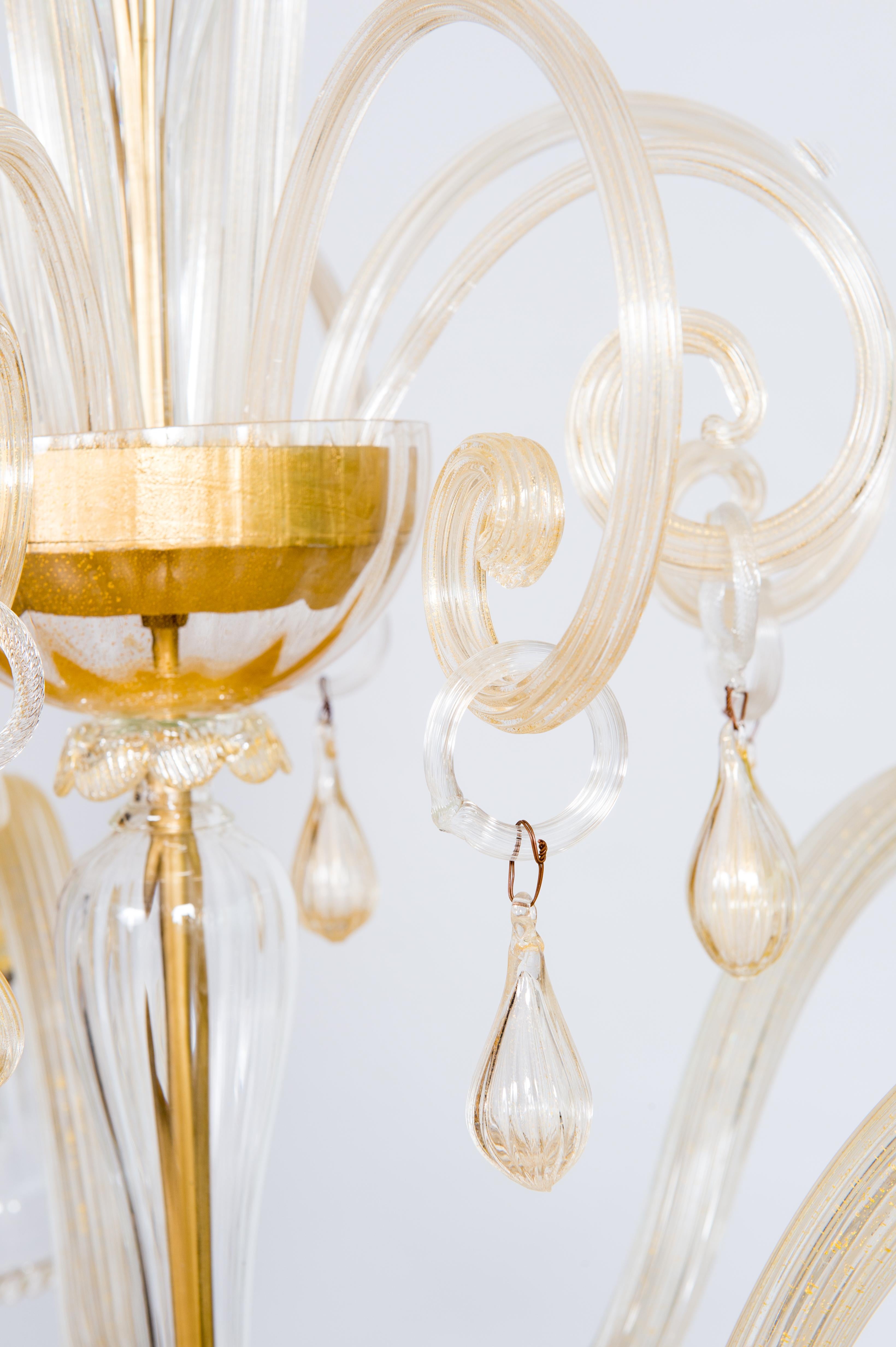 Milieu du XXe siècle Lustre en verre de Murano doré par Giovanni Dalla Fina 1960 en vente