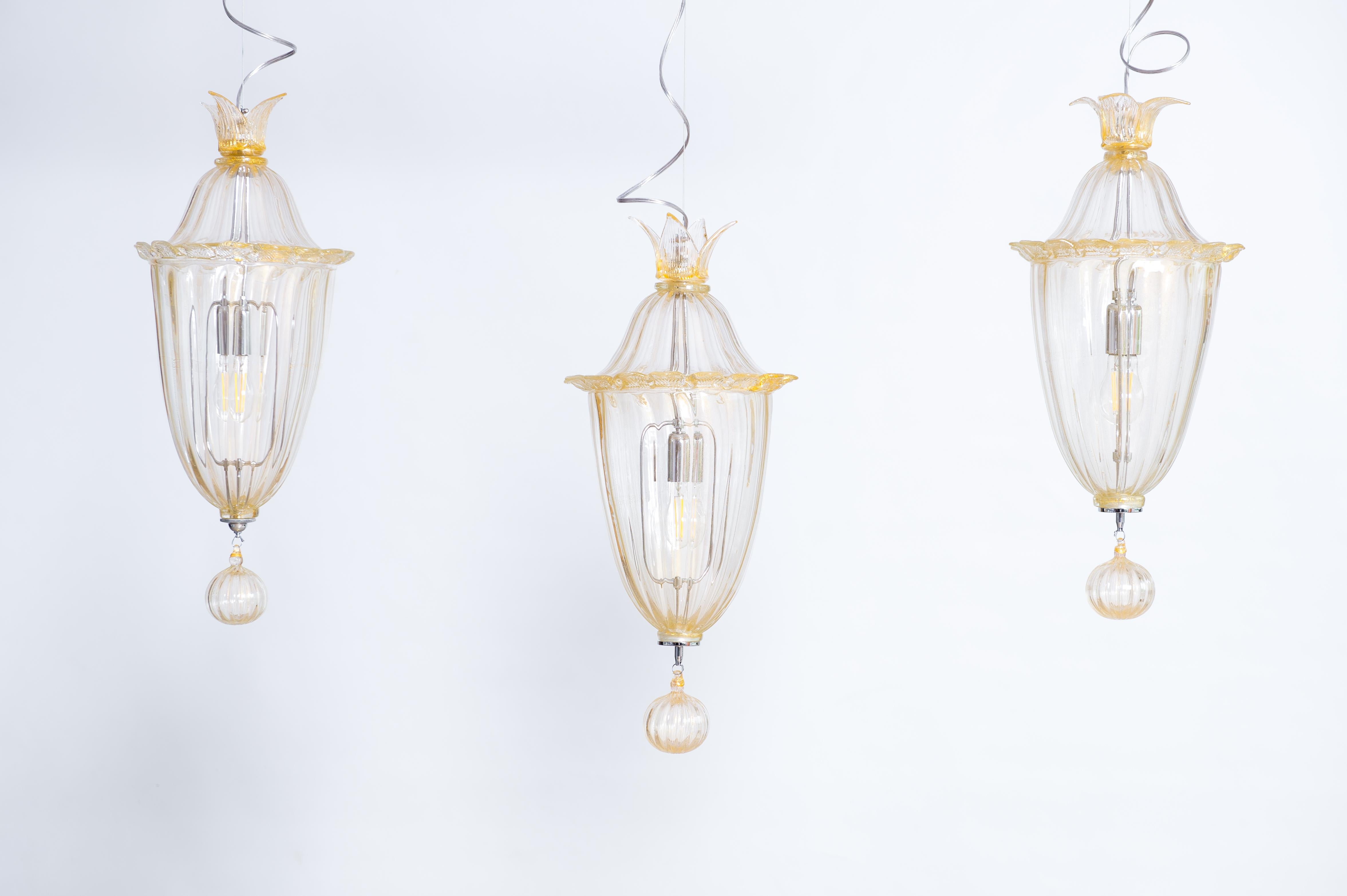 Fatto a mano Lampadario in vetro di Murano color oro di Giovanni Dalla Fina, 1970 in vendita